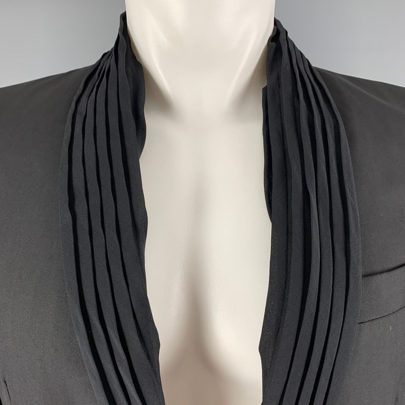 Jean Paul Gaultier Size 38 Black Solid Wool Silk Shawl Collar Sport Coat Size 38R - 2 Thumbnail