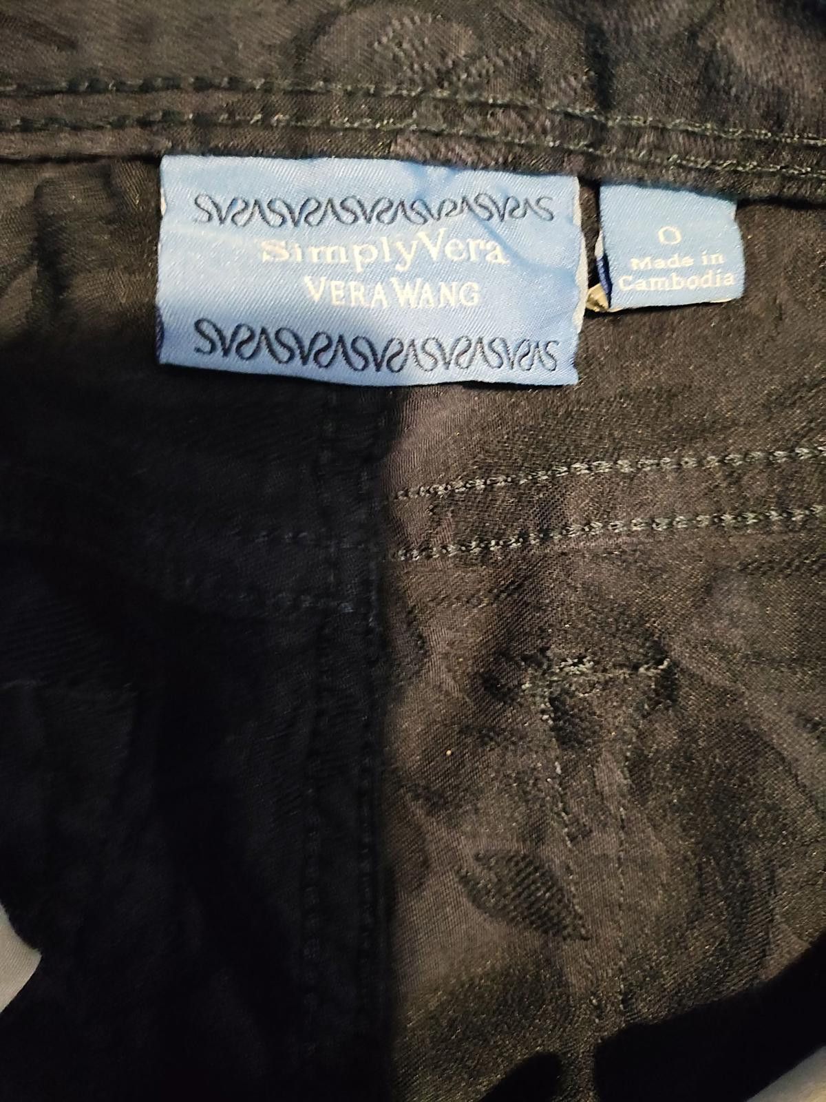 Designer Simply Vera Vera Wang Dark Floral Patterned Women's Shorts Size 25" / US 0 / IT 36 - 4 Thumbnail