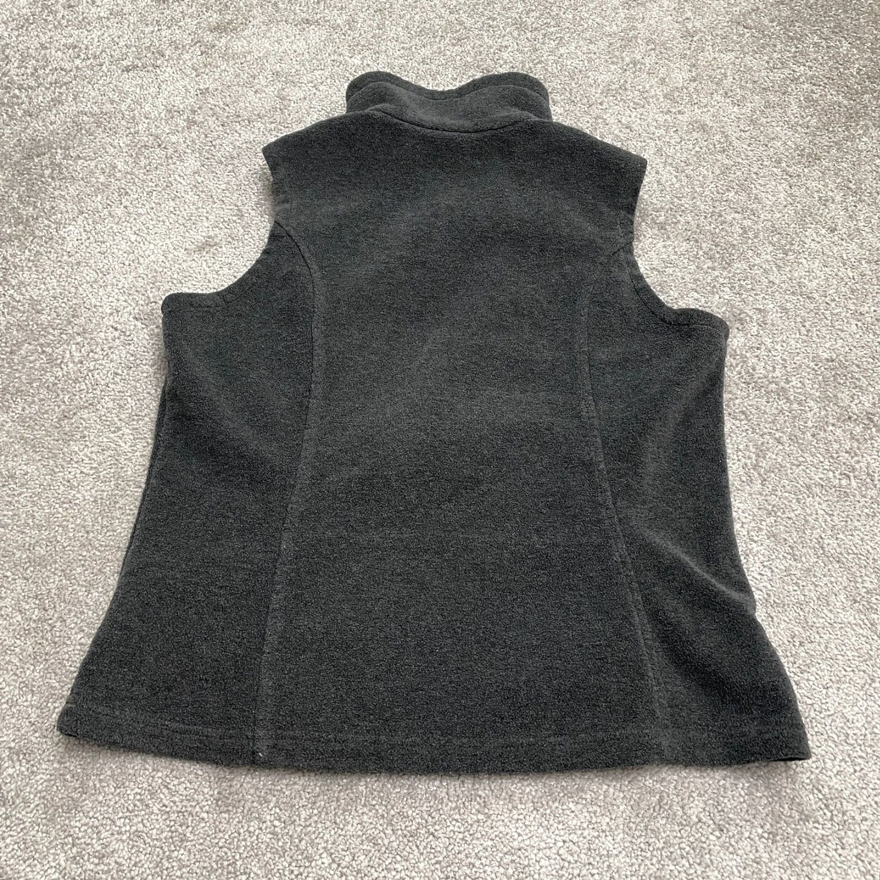 Vintage Columbia Benton Springs Vest Womens Medium Gray Fleece Full Zip Outdoor Pockets Size M / US 6-8 / IT 42-44 - 2 Thumbnail