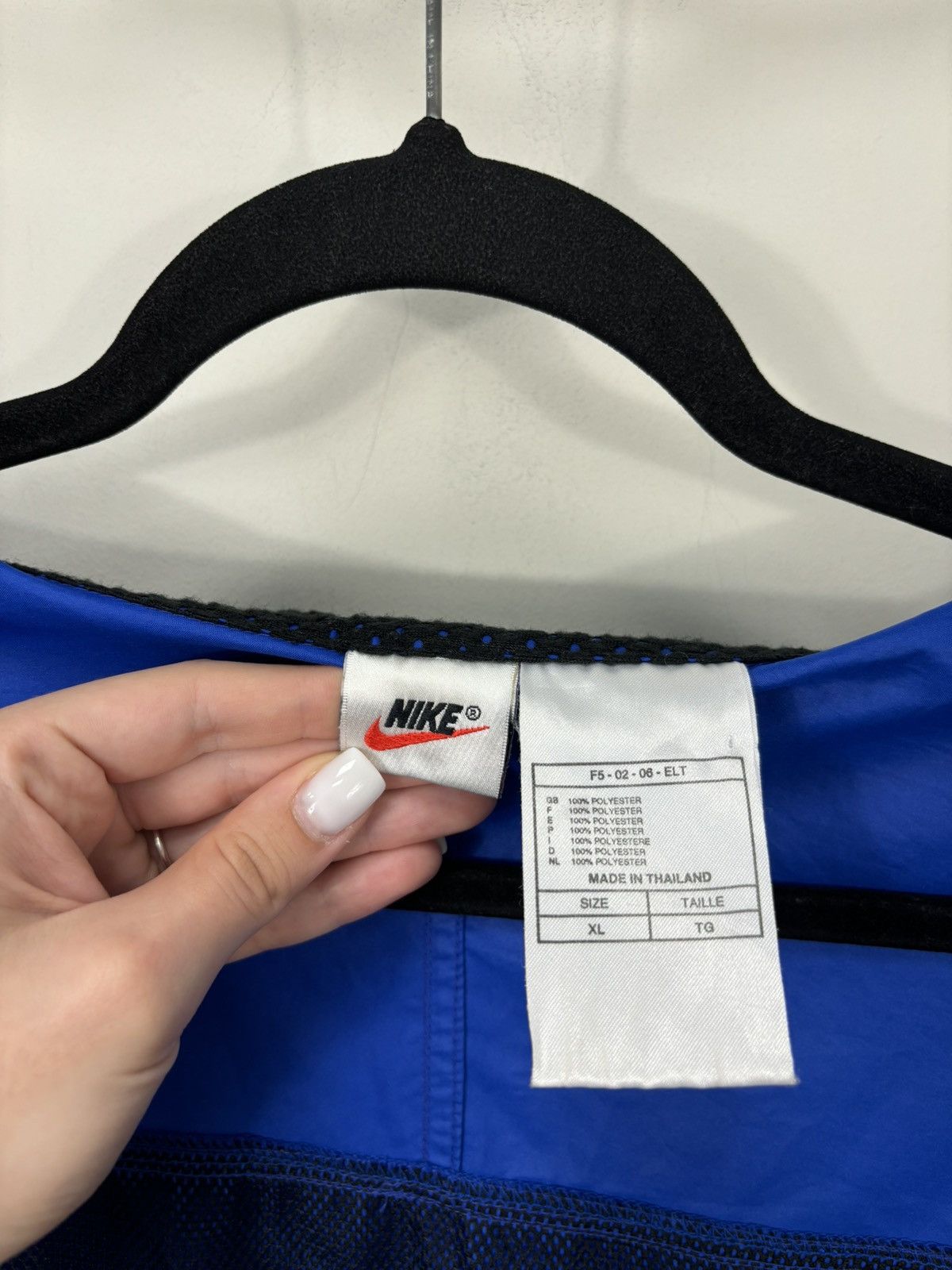 Nike Vintage 90s Nike Y2K Retro Hype Baggy Nylon Track Jacket Size US XL / EU 56 / 4 - 19 Thumbnail