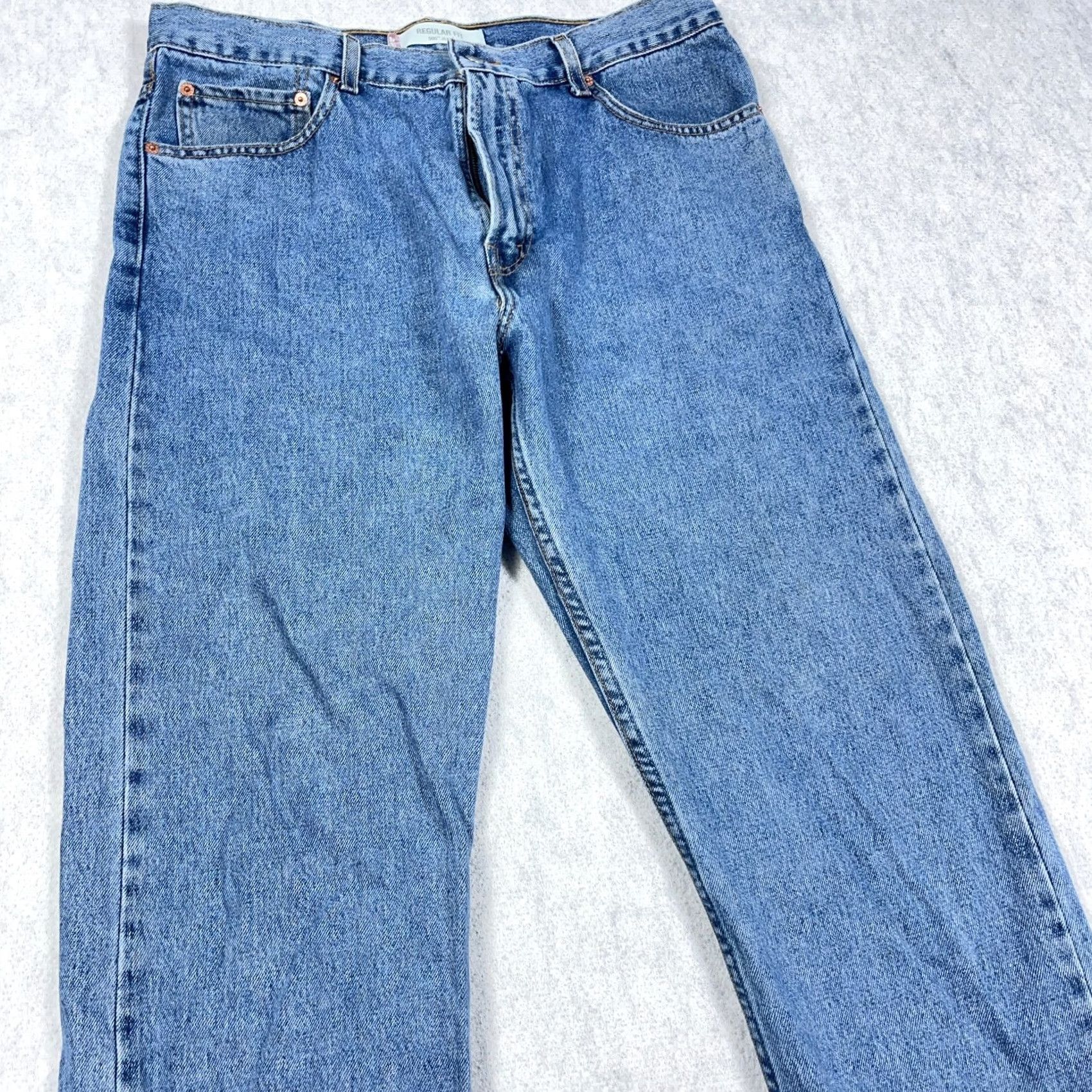 Levi's VINTAGE Levi's 505 Jeans Men 36x32 Straight Regular Medium Wash Blue Denim jeans 5-Pocket Mens 90s 2000s Size US 36 / EU 52 - 6 Thumbnail
