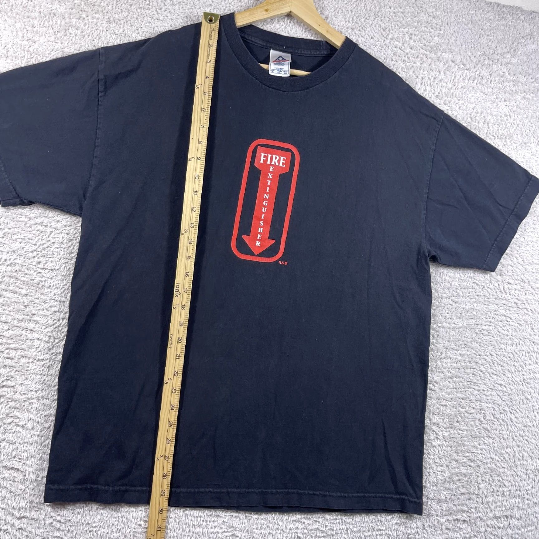 Vintage VINTAGE Alstyle Apparel & Activewear T-Shirt Mens XL Black Graphic Print Fire Extinguisher Hose Skate Novelty Humor 90s Y2K Size US XL / EU 56 / 4 - 4 Thumbnail