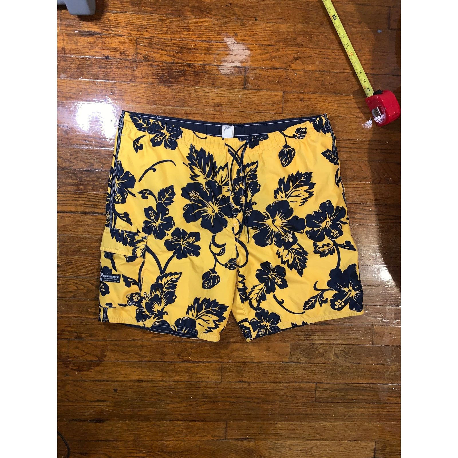 Old Navy Vintage Y2K Old Navy Swim Trunks L Yellow Floral Cargo Size US 38 / EU 54 - 2 Thumbnail