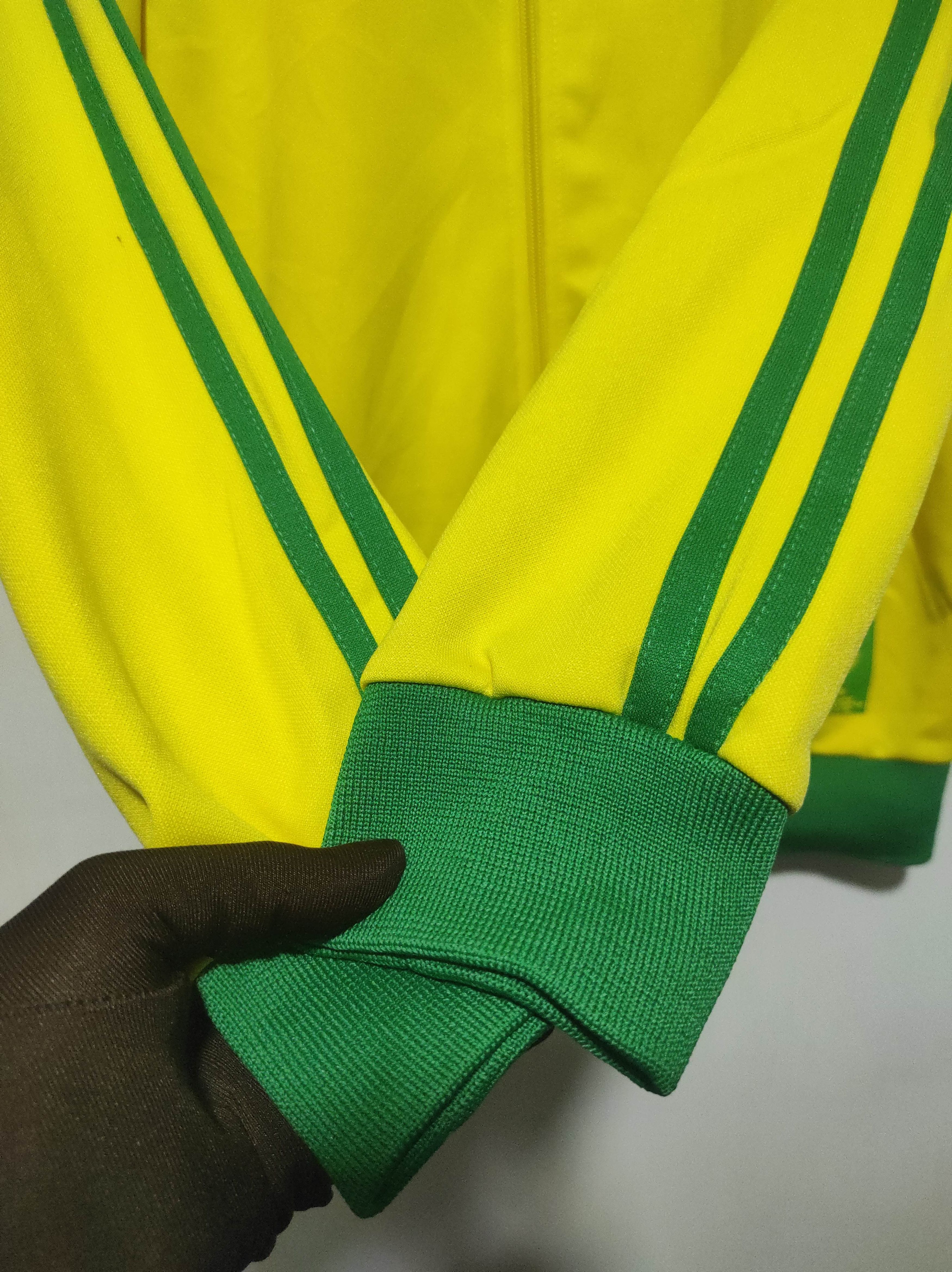 Sports Specialties Vintage World wide Brazil Tracktop Sweatshirt Size US M / EU 48-50 / 2 - 13 Thumbnail
