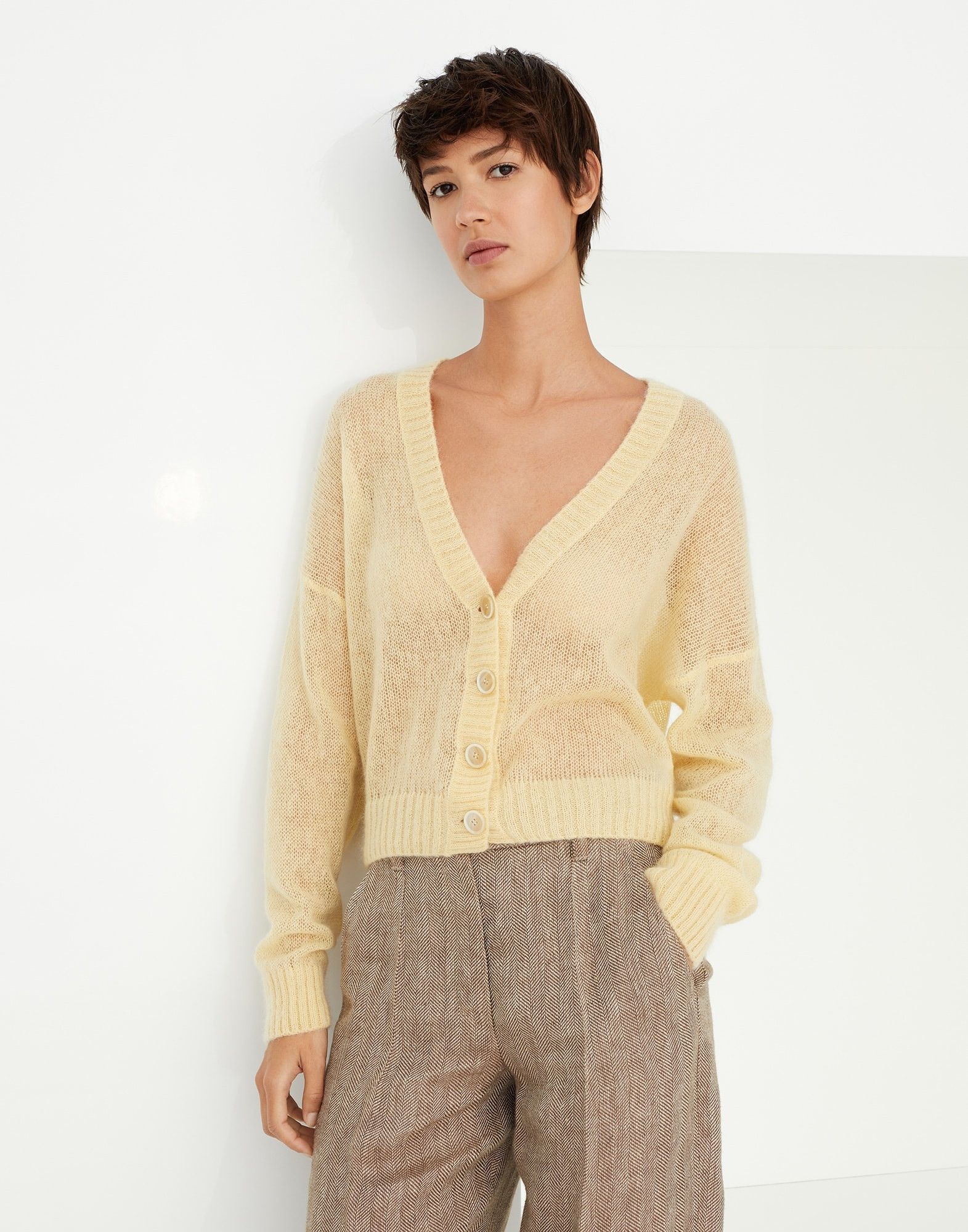 Brunello Cucinelli o1w1db10825 Cardigan in Bright Yellow Size S / US 4 / IT 40 - 1 Thumbnail