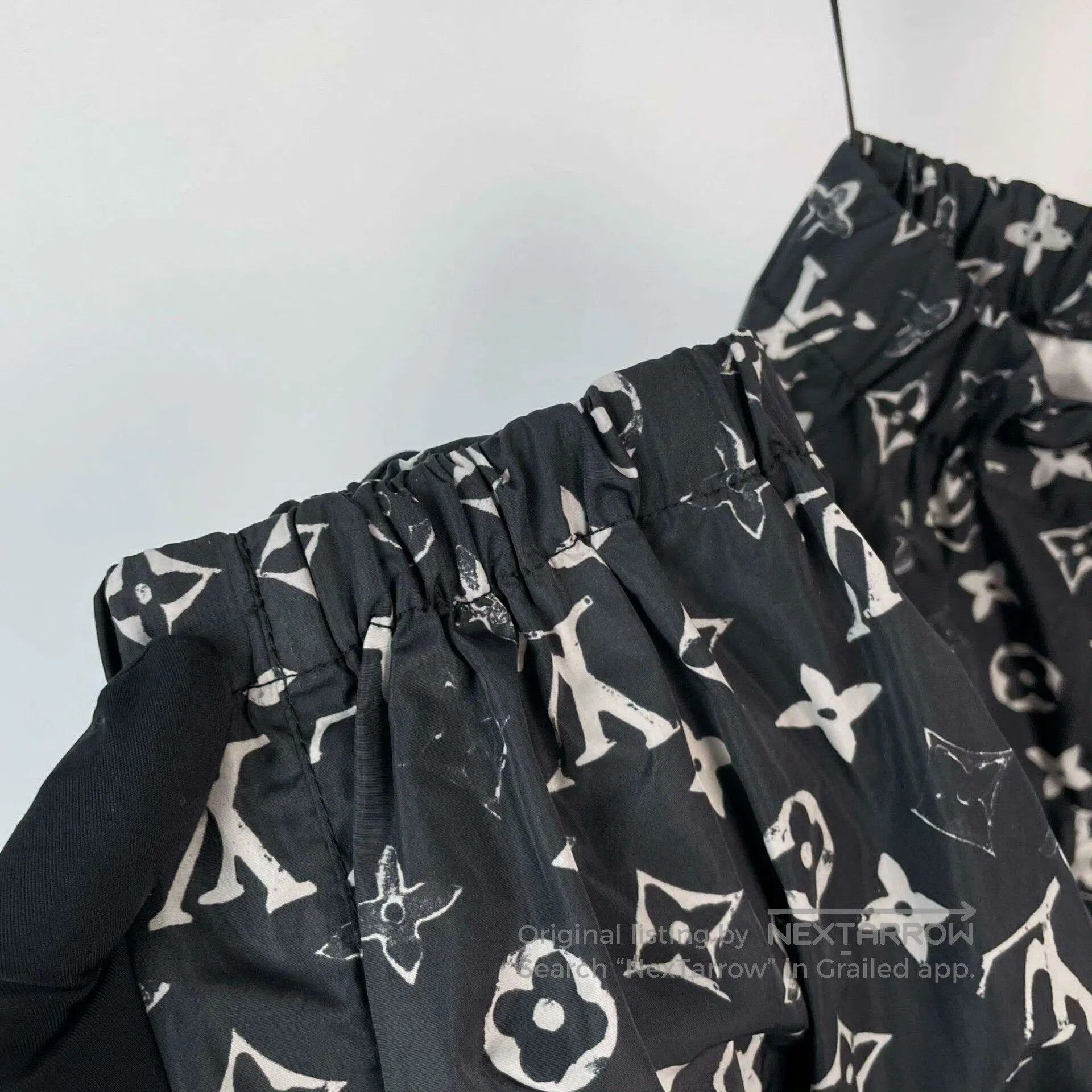 Louis Vuitton Louis Vuitton Monogram Print Joggers. Size 33" - 8 Thumbnail