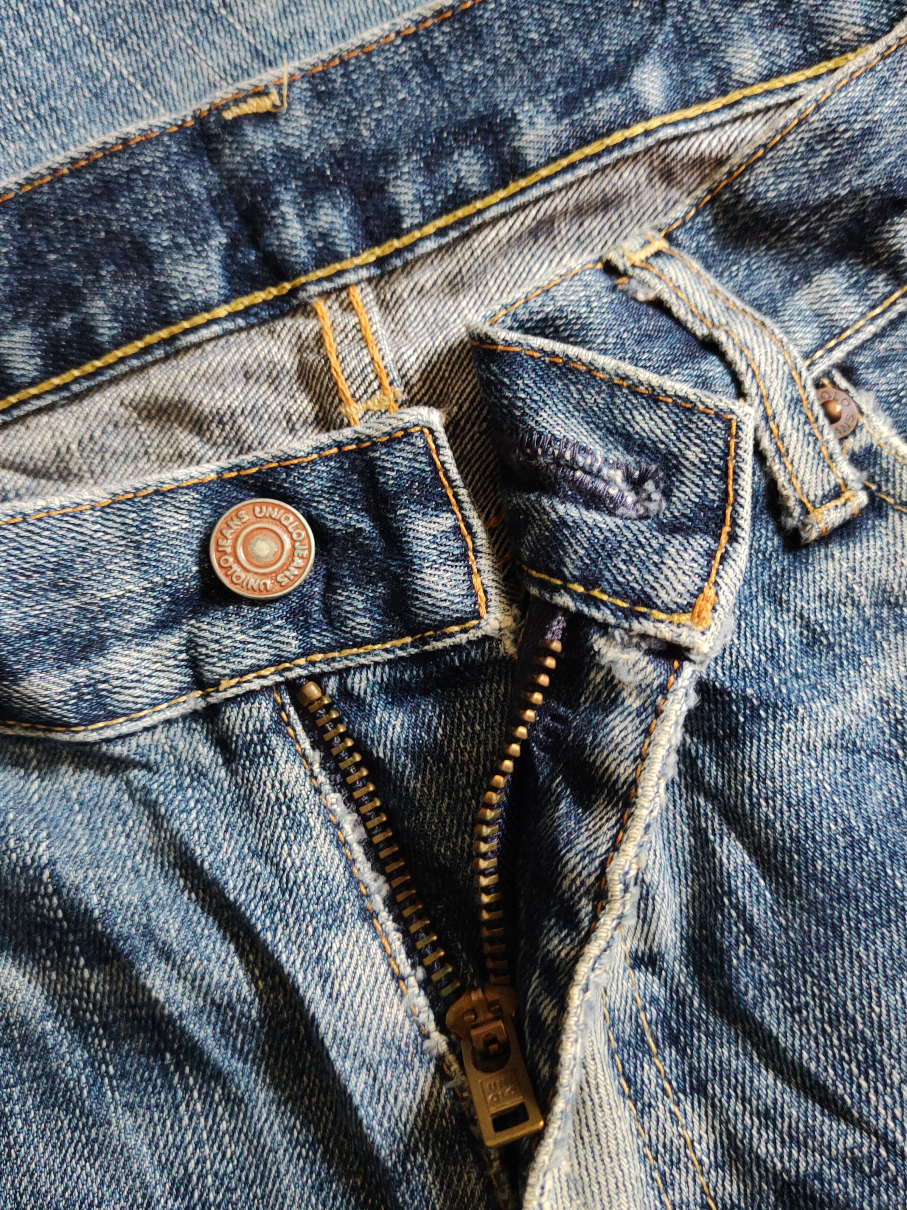 Japanese Brand Uniqlo Blue Faded Distressed Ripped Jeans #S2331 Size US 32 / EU 48 - 13 Thumbnail