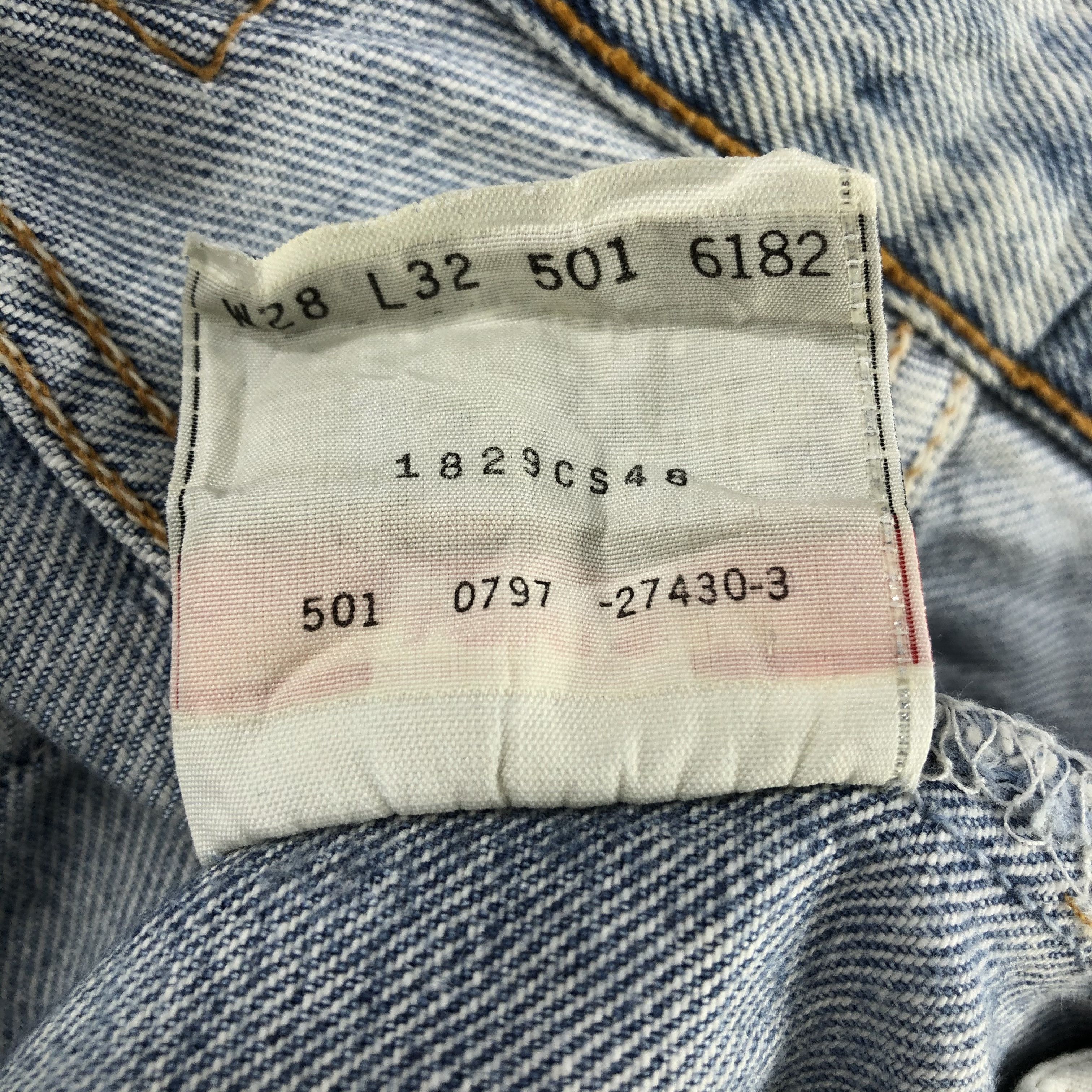 Levi's × Vintage Vintage 90s Light Wash Levis 501 Jeans-JM2832 Size US 29 - 14 Thumbnail