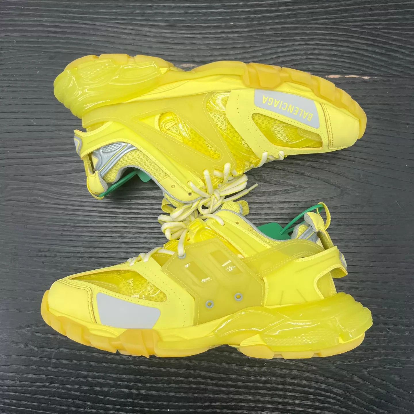 Balenciaga Balenciaga Track Fluorescent Yellow 39 Size US 9 / IT 39 - 3 Thumbnail