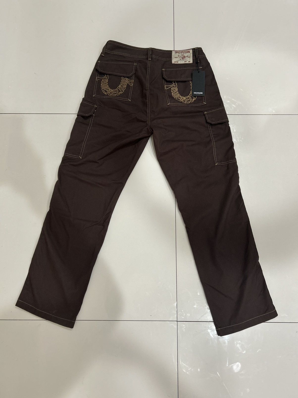 True Religion True Religion Cargo Pants Size US 32 / EU 48 - 2 Thumbnail