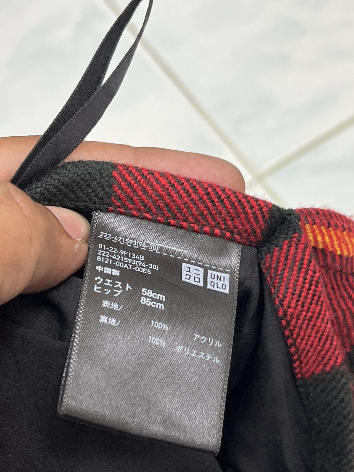 JW Anderson × Uniqlo 🔥🔥🔥STEALS JW ANDERSON X UNIQLO TARTAN SKIRTS Size 24" / US 00 / IT 34 - 11 Thumbnail