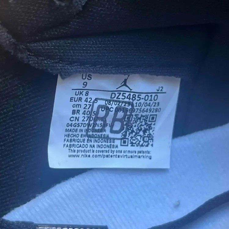 Jordan Brand Jordan 1 Retro High Black White New Defect size 9 DZ5485 010 Size US 9 / EU 42 - 7 Thumbnail