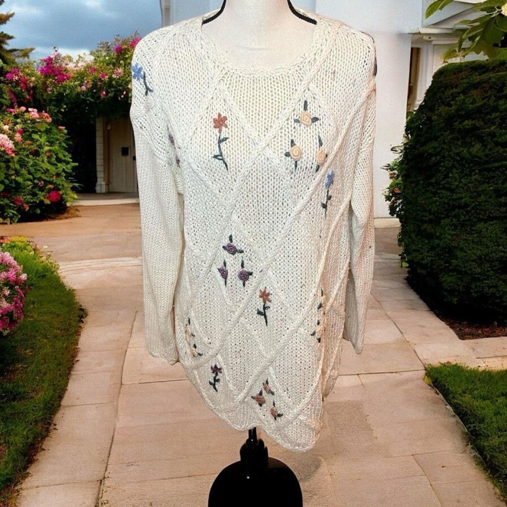 Vintage Vtg 90s Needles & Yarn Cozy Floral Embroidered Sweater Sz S Size S / US 4 / IT 40 - 1 Thumbnail