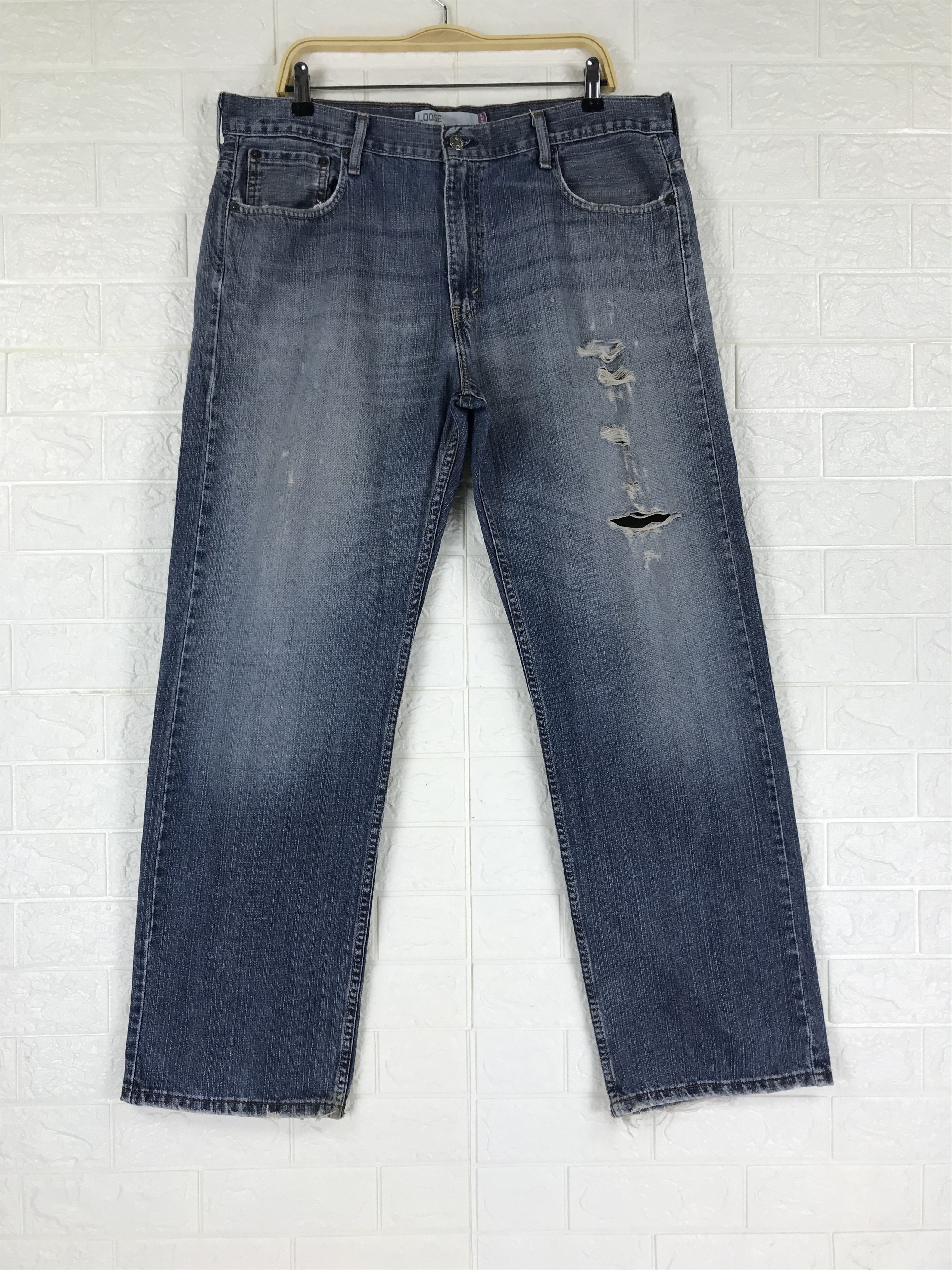 Levi's Vintage Levi's 569 Loose Straight Jeans Distressed Denim Size US 36 / EU 52 - 1 Thumbnail