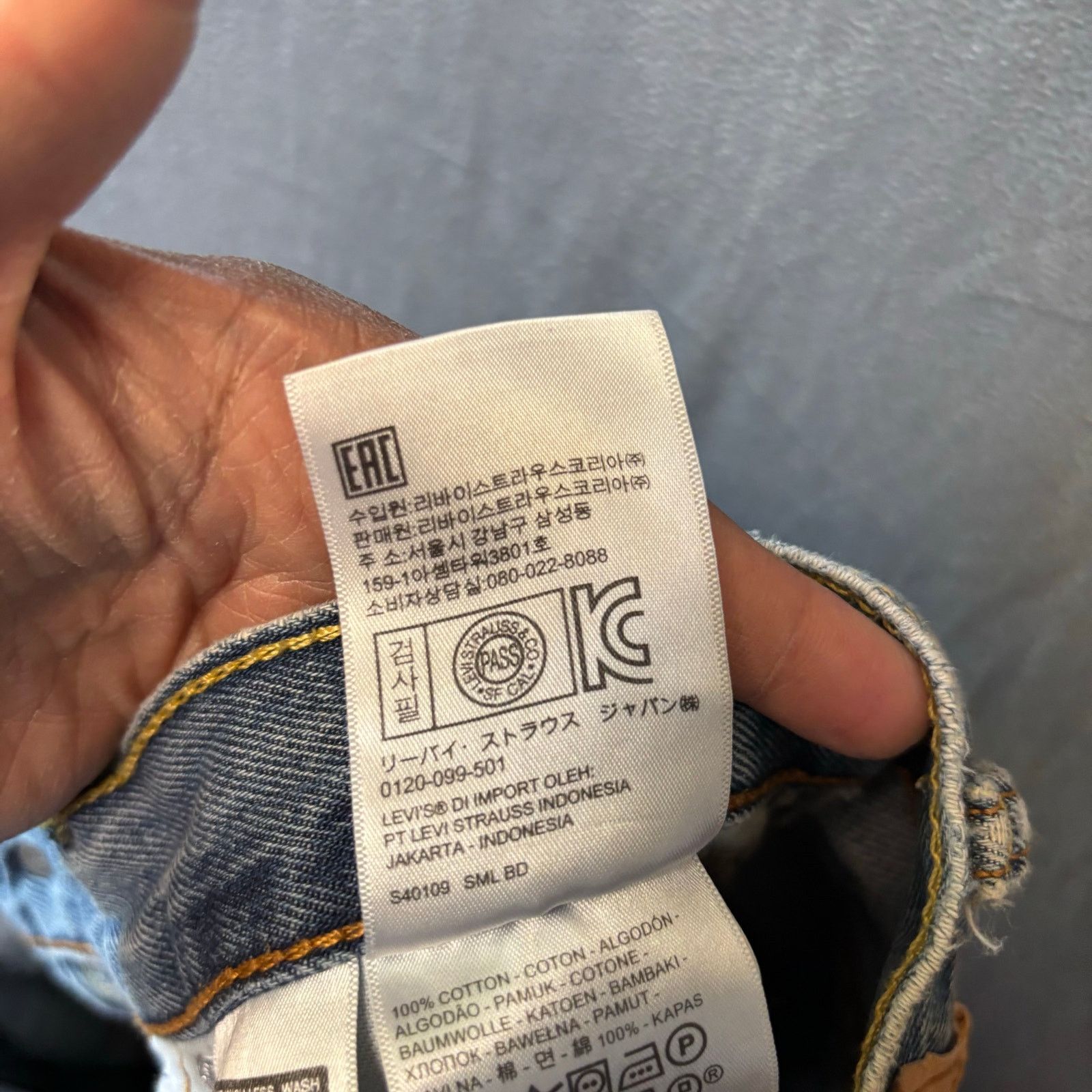 Levi's Thrashed Levi's 550 34x30 Paint Marks Skater Grunge Casual Size US 34 / EU 50 - 14 Thumbnail