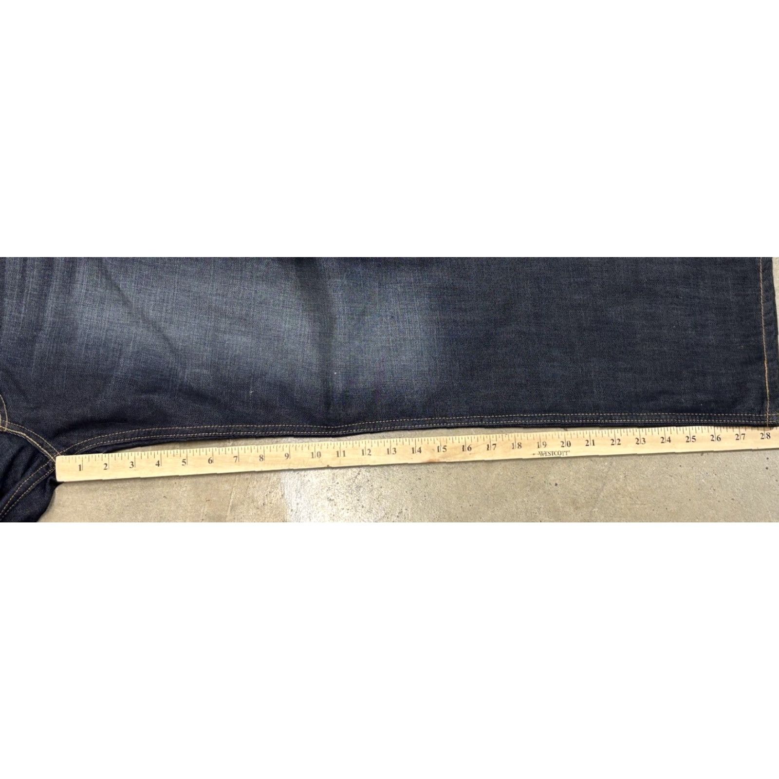 Levi's Levi's Men's 34x30 513 Denim Blue Slim Fit Straight Jeans User: Levi's Men's 34x30 513 Denim Blue Slim Fit Straight Jeans Size US 34 / EU 50 - 8 Thumbnail