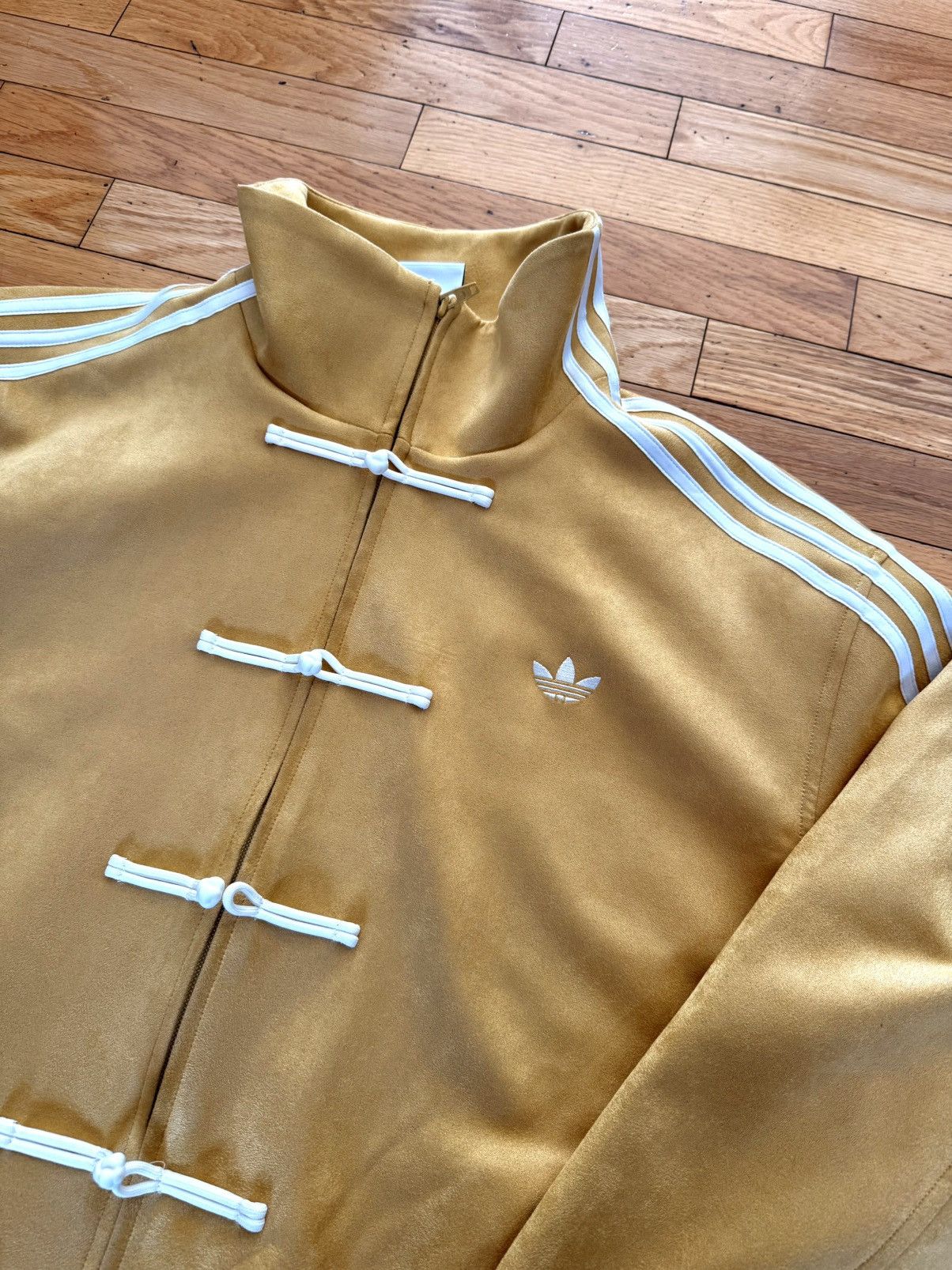 Adidas Adidas Chinese New Year Tang Jacket Yellow Limited Edition Size US L / EU 52-54 / 3 - 1 Thumbnail