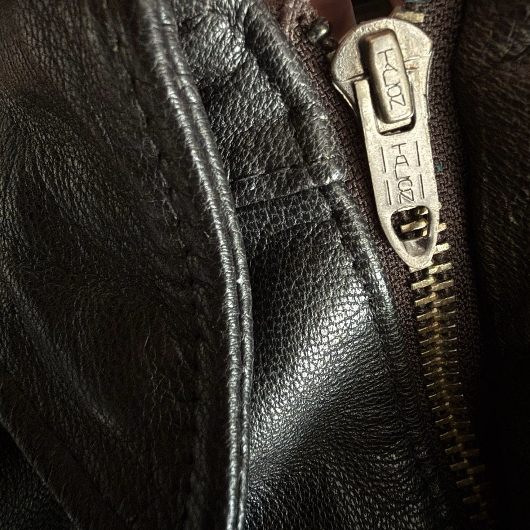 Vintage VINTAGE LL Bean Goatskin Leather Bomber A-2 Flight Jacket Mens 40 Tall Brown Zip Pockets Wool Ribbed Knit 100% Leather USA Made 90s Size US XXS / EU 40 - 4 Thumbnail