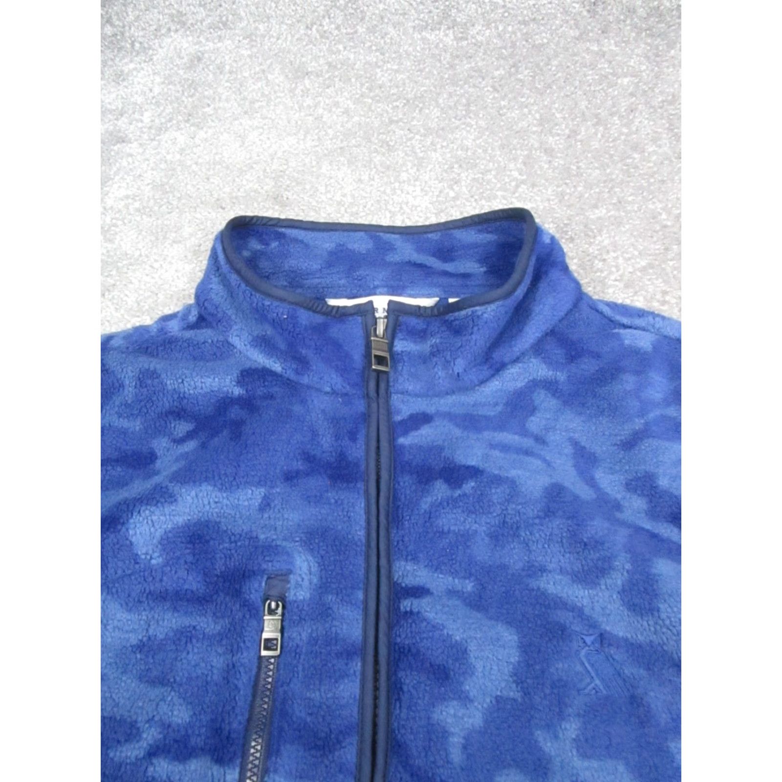 Peter Millar Peter Millar Vest Mens Large Blue Camouflage Golf Micro Shearling Fleece Size US L / EU 52-54 / 3 - 2 Thumbnail