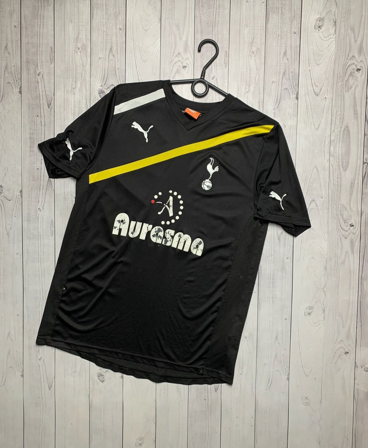 Puma Vintage Tottenham spurs soccer jersey 11 Van Der Vart rare M Size US M / EU 48-50 / 2 - 2 Thumbnail