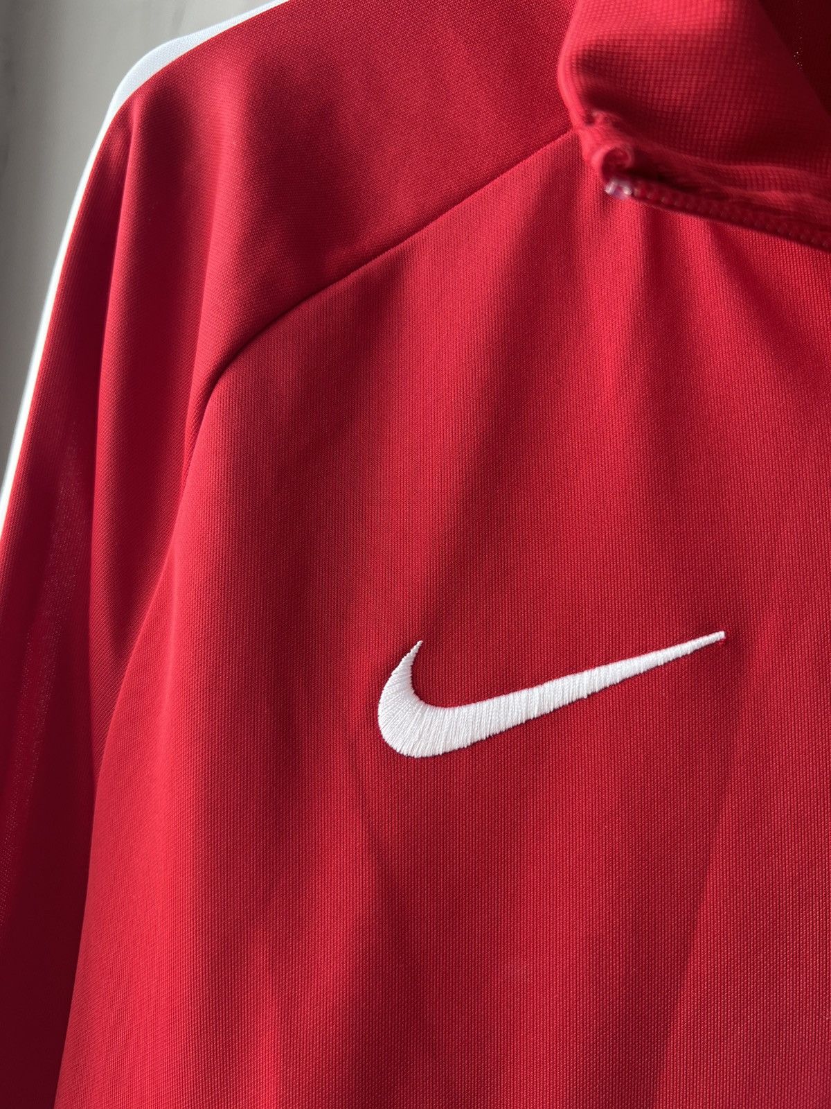 Nike 2020 LIVERPOOL TRACK JACKET ANTHEM RED/WHITE NIKE SIZE M Size US M / EU 48-50 / 2 - 6 Thumbnail