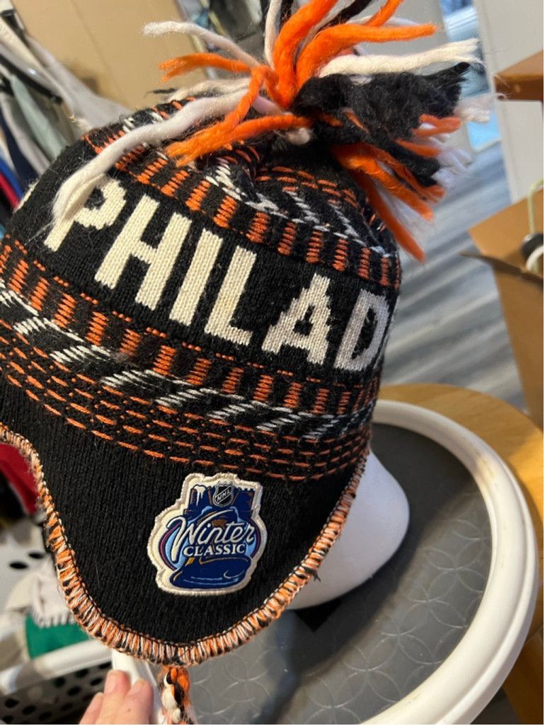 Reebok Men's Reebok Philadelphia Flyers Winter Classic Beanie Hat Size ONE SIZE - 2 Thumbnail