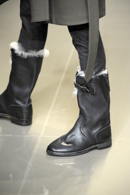 Burberry Prorsum F/W 2010 RUNWAY GOAT FUR SHEARLING LEATHER ARMY BOOTS Size US 10 / EU 43 - 1 Thumbnail