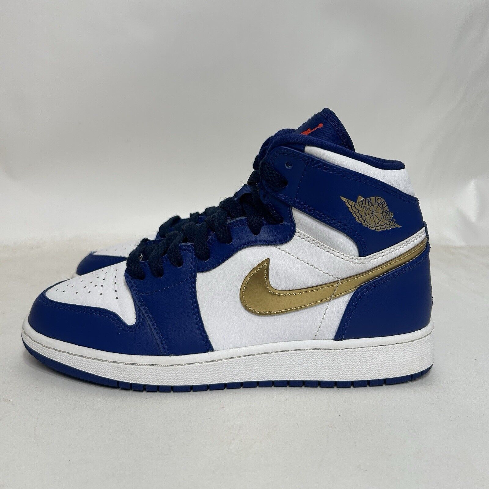 Nike Nike Air Jordan 1 Retro High BG “Deep Royal Blue” 2024 Size US 6.5 / IT 36.5 - 6 Thumbnail