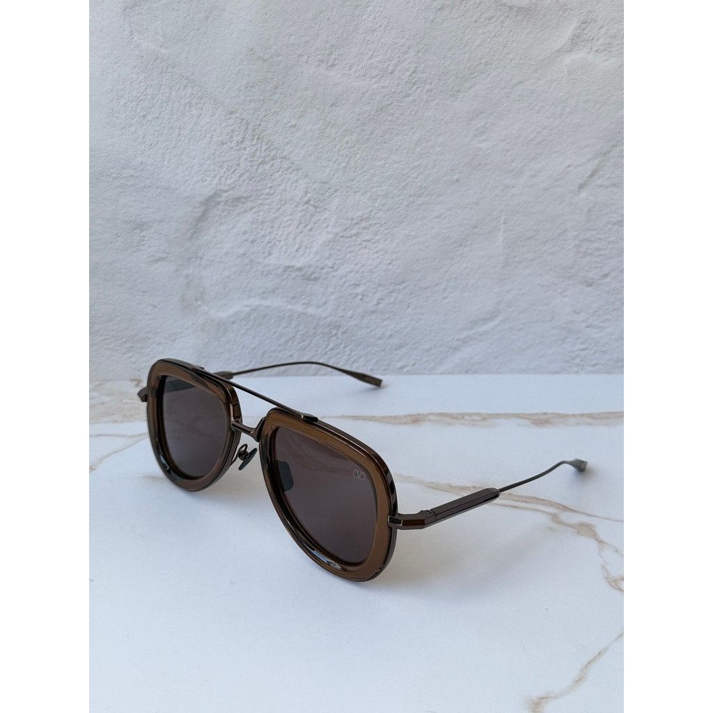 Valentino NEW Valentino V-Story VLS129-D Nude Brown Aviator Sunglasses Size ONE SIZE - 4 Thumbnail