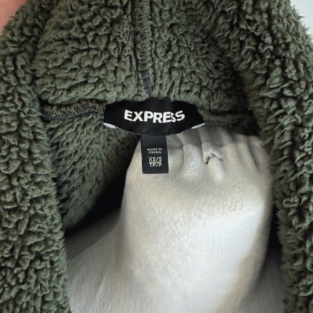 Express EXPRESS Men's Thick Soft Black Open Sherpa Hood Jacket XS/S Size US S / EU 44-46 / 1 - 7 Thumbnail