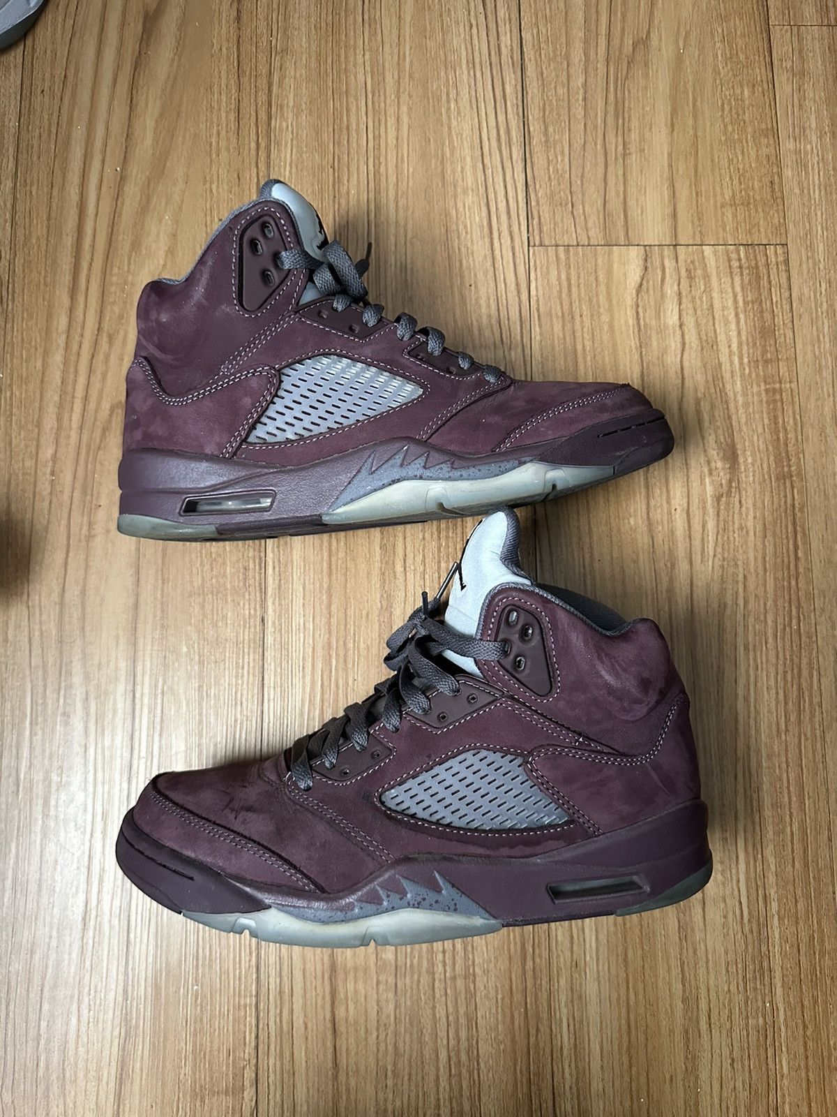 Jordan Brand Air Jordan 5 Burgundy Size US 7.5 / EU 40-41 - 1 Thumbnail