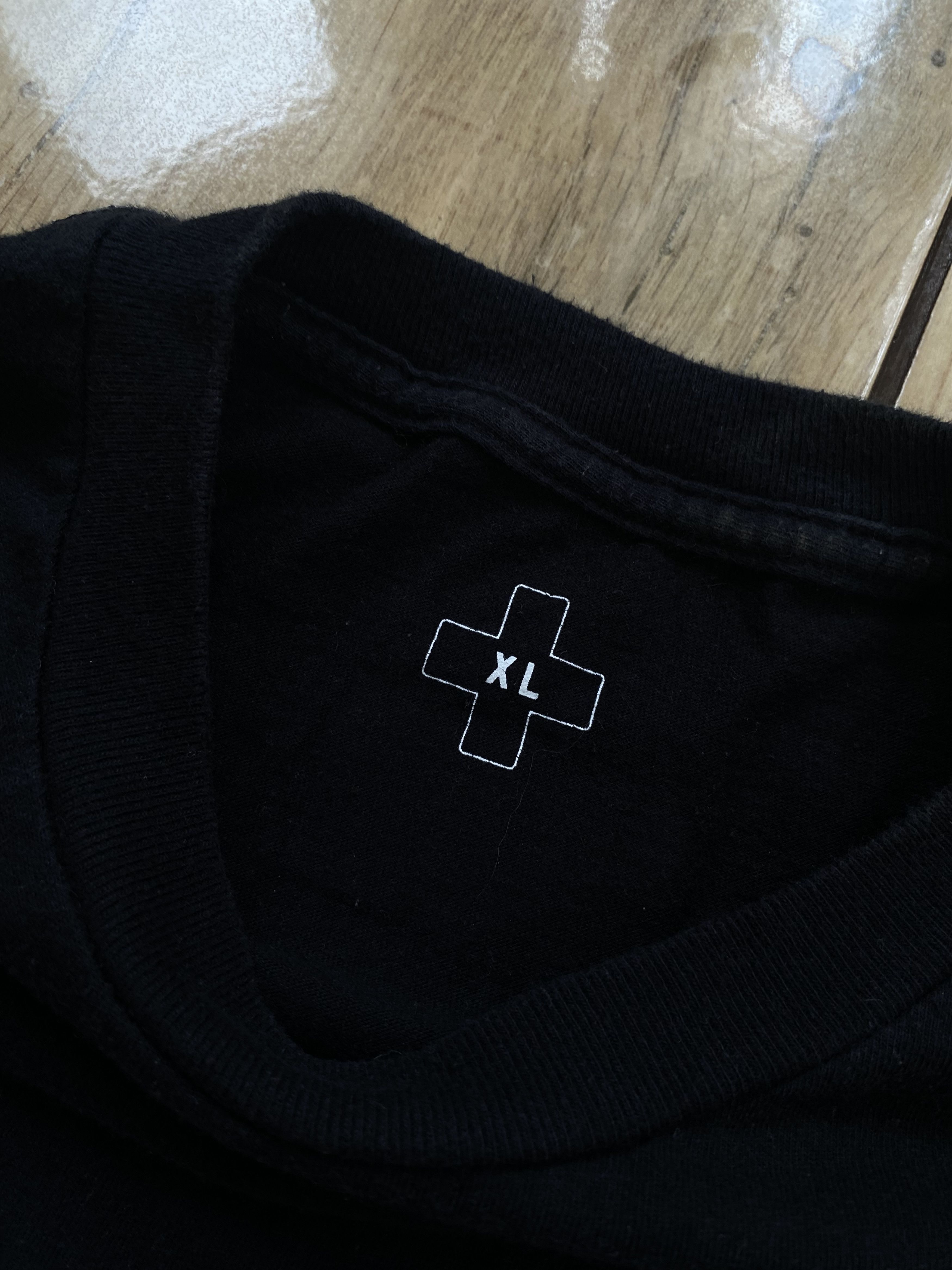 Places + Faces Places+Faces Logo Y2k Tee Black – Size XL Size US XL / EU 56 / 4 - 5 Thumbnail