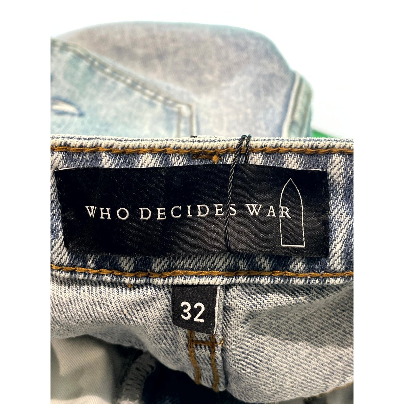 Who Decides War WDW Ultra Flare Scripture Light Wash Denim Jeans Size US 32 / EU 48 - 4 Thumbnail