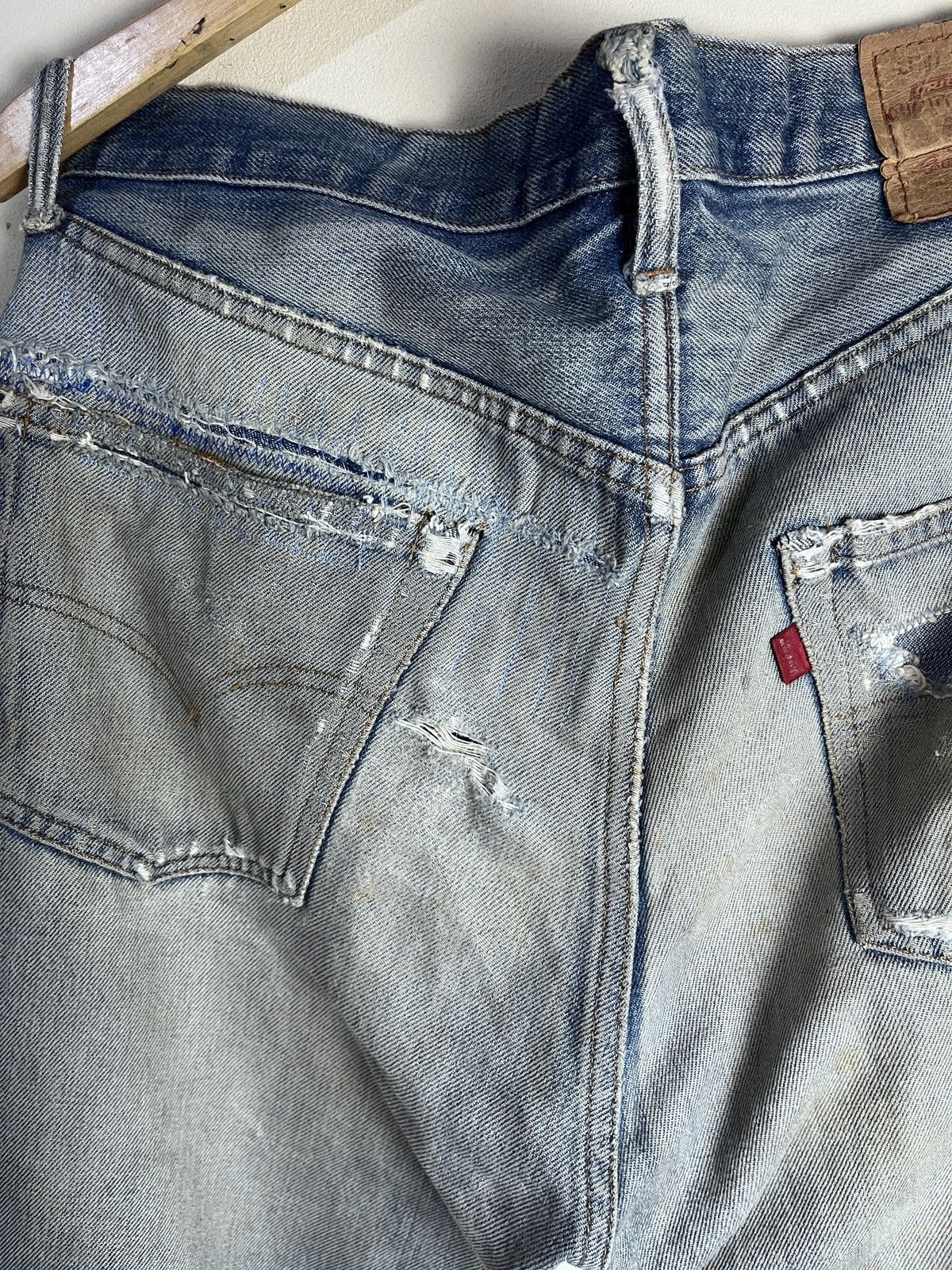 Levi's RARE LEVIS 66 501 SELVEDGE DISTRESSED 60/70s Size US 34 / EU 50 - 13 Thumbnail