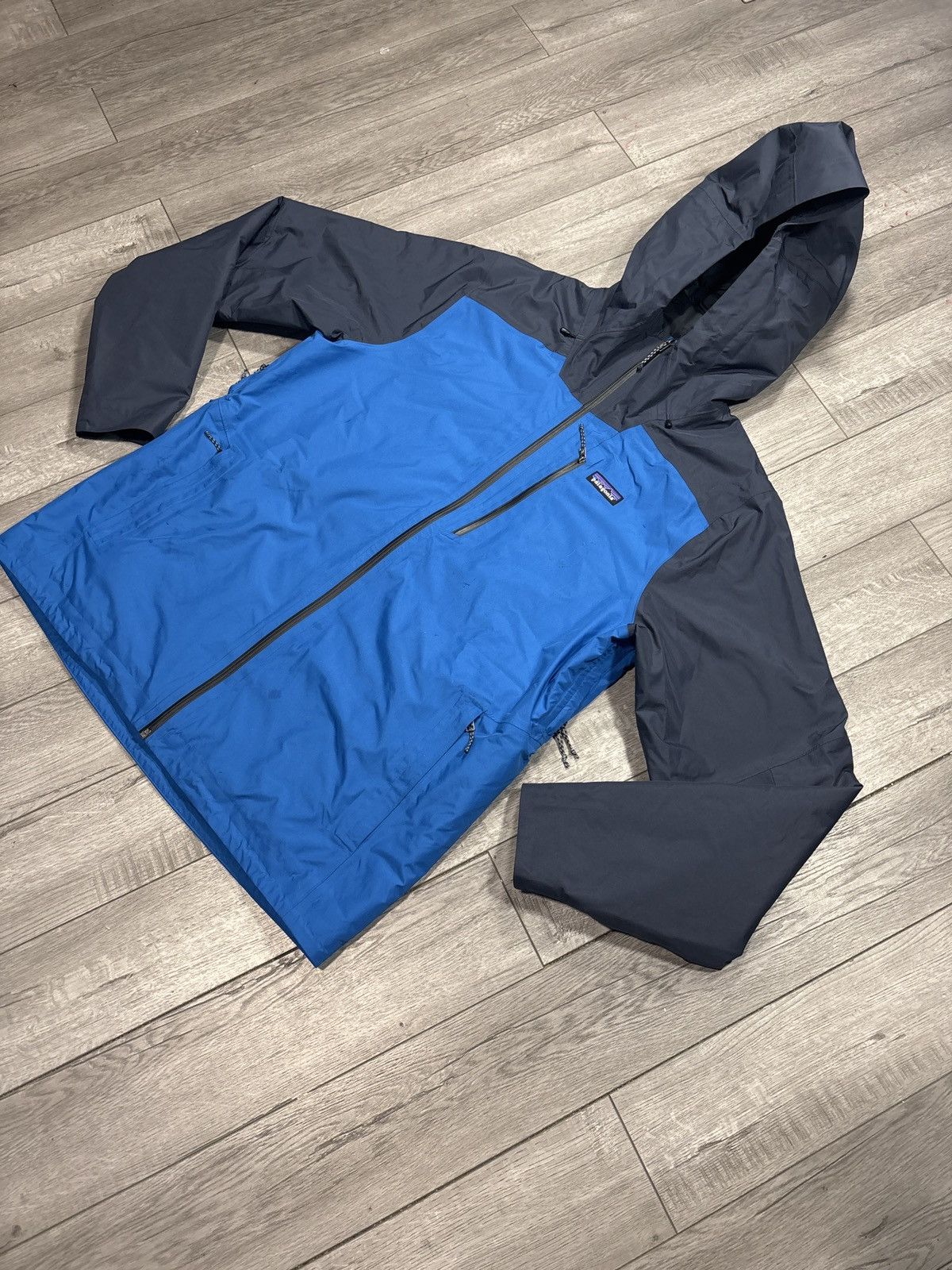 Patagonia Patagonia Insulated Powder Town Size US L / EU 52-54 / 3 - 1 Thumbnail