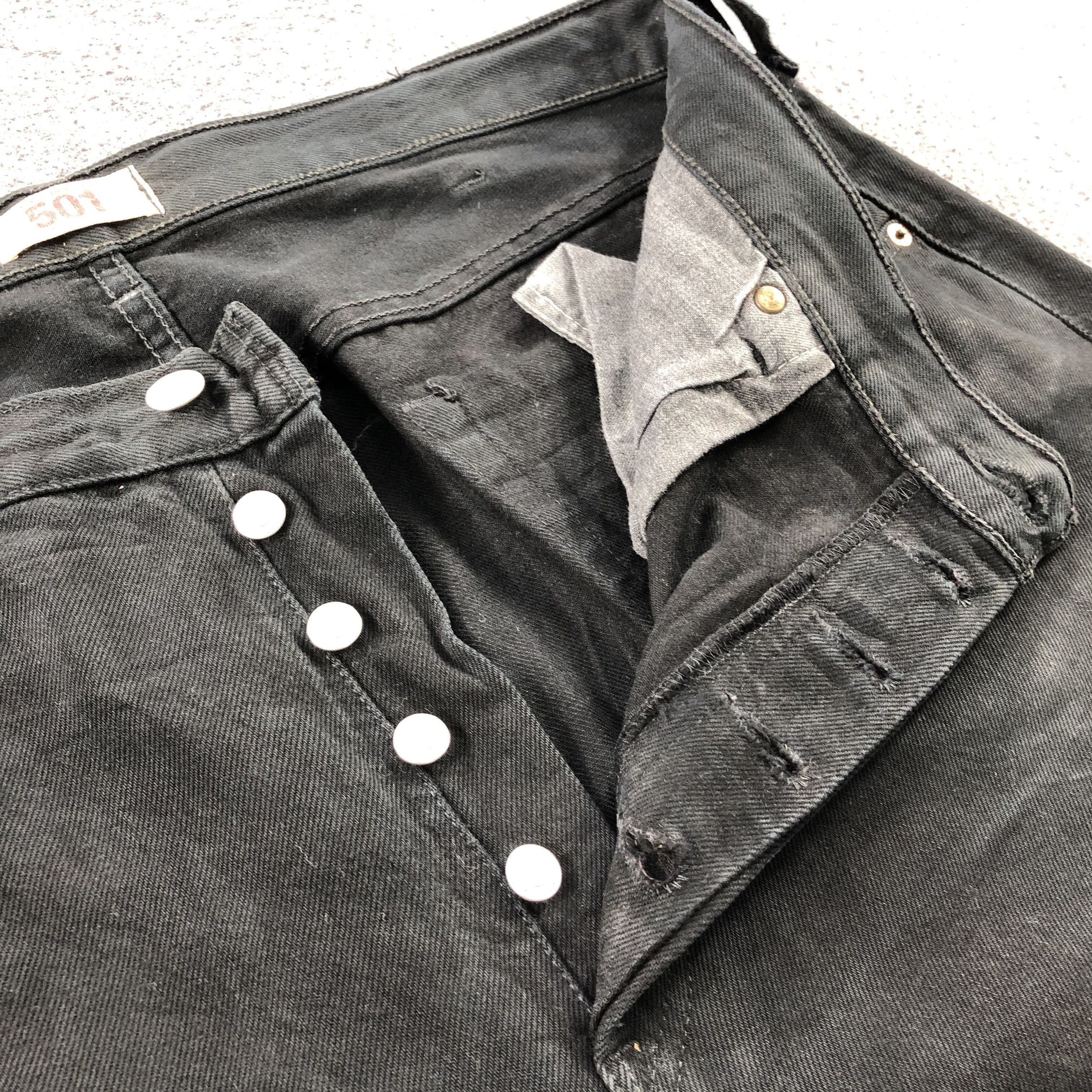 Levi's Vintage Black Levis 501 Distress Jeans-JM1548 Size US 39 - 9 Thumbnail