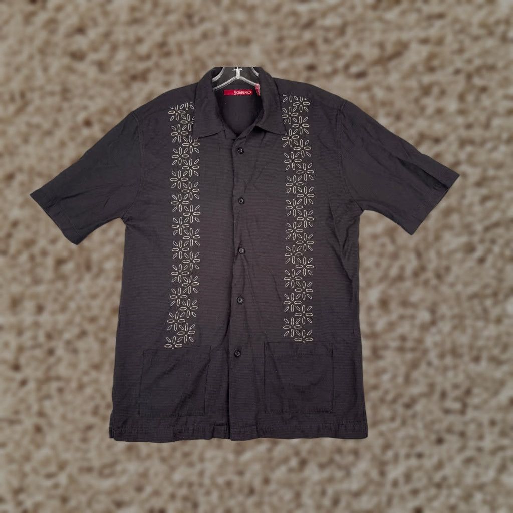 Vintage Sobrino Shirt Adult Small Black Floral Rayon Polyester Blend Button-Up, Flower, Floral, Classic, Beach, Short Sleeve, Mens Size US S / EU 44-46 / 1 - 1 Thumbnail