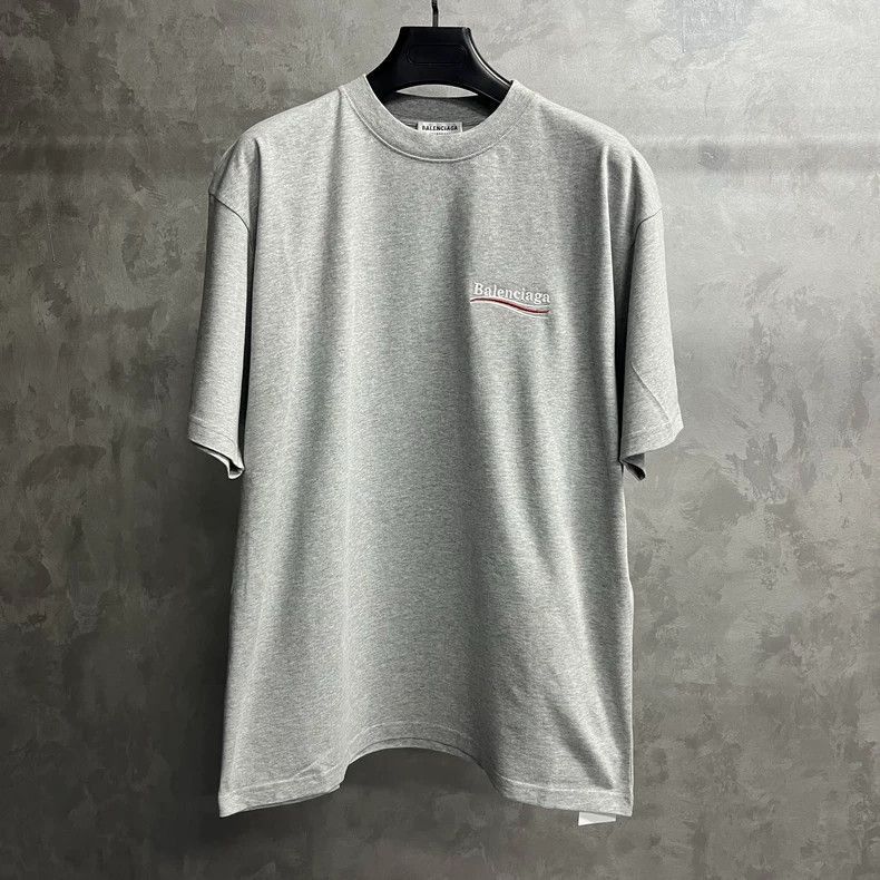 Balenciaga Balenciaga latest gray cola embroidered logo round neck sho Size US M / EU 48-50 / 2 - 1 Thumbnail