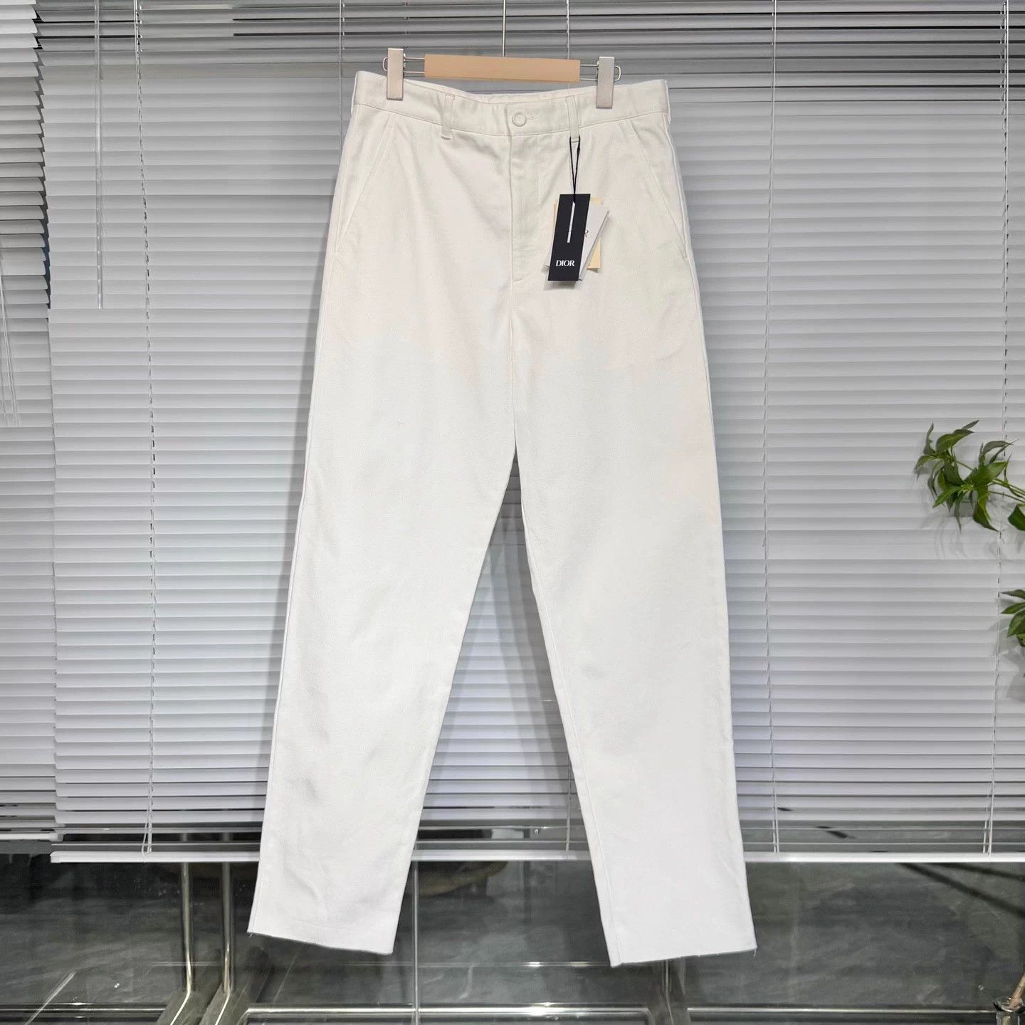 Dior DIOR White Denim Jeans 46 Rabbit Year Gold Embroidery Size US 30 / EU 46 - 1 Thumbnail