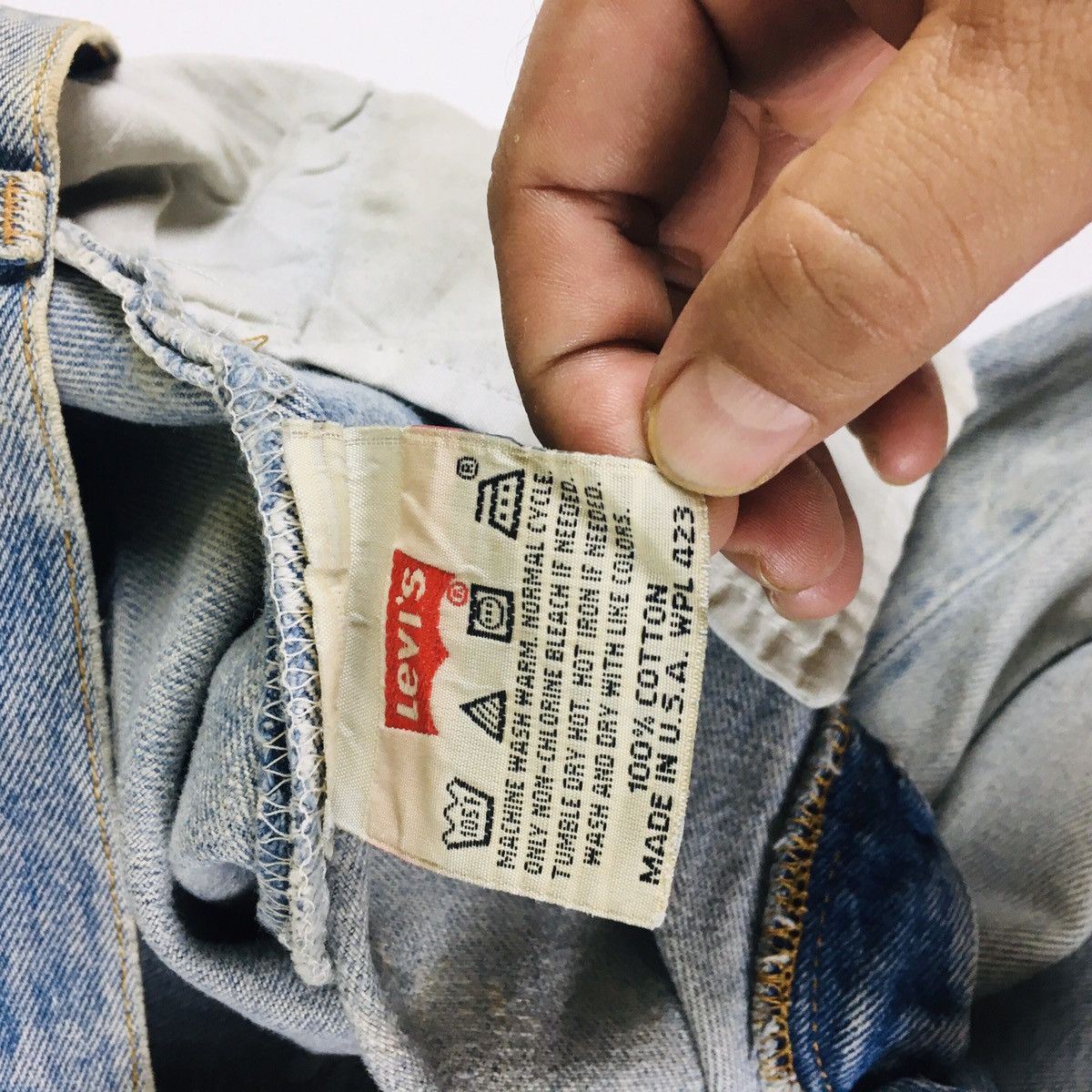 Levi's Vintage Clothing Vintage 90s Levi’s 501 Made in USA Size US 32 / EU 48 - 14 Thumbnail