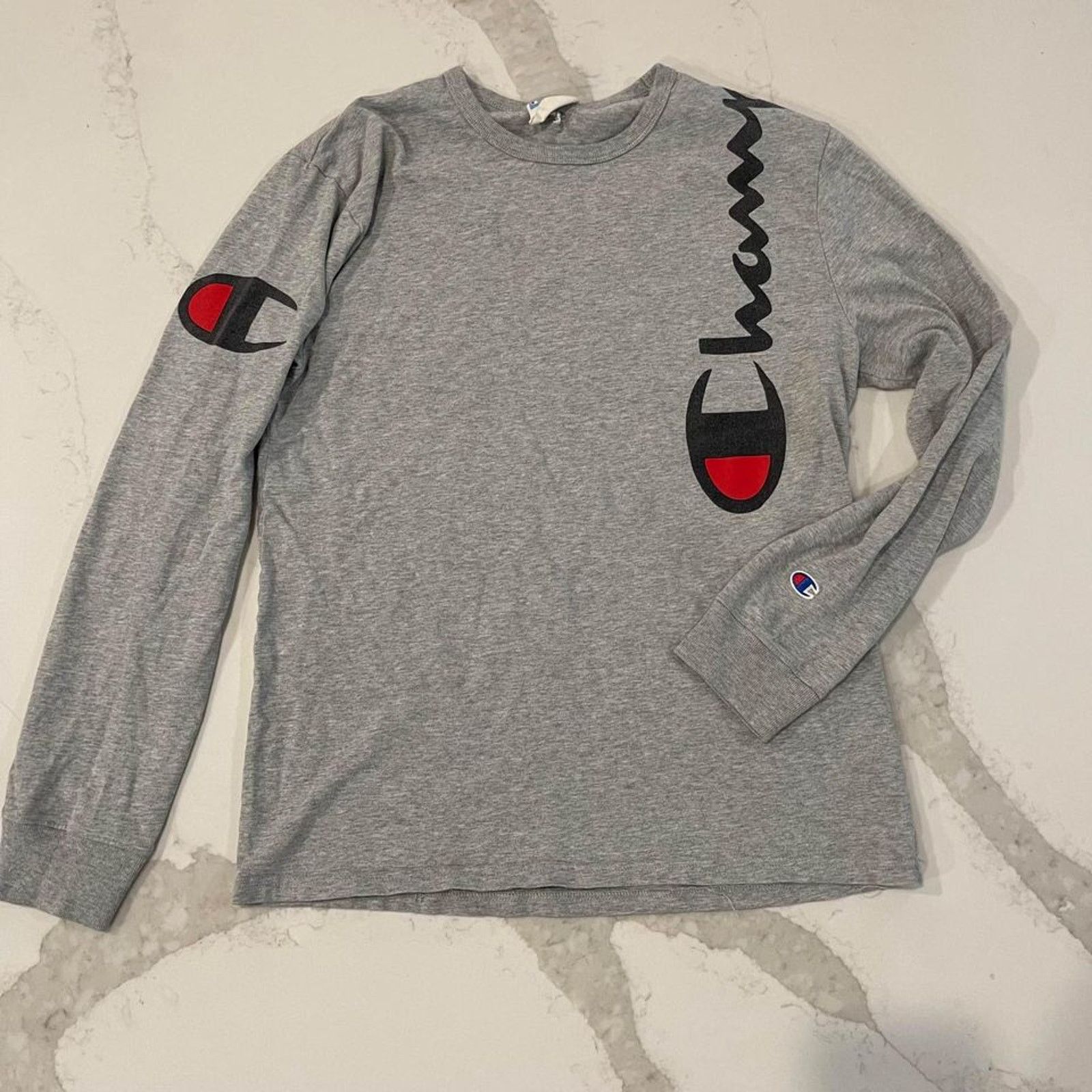 Champion Champion Shoulder Script Gray Long Sleeve Shirt Men Medium Size US M / EU 48-50 / 2 - 1 Thumbnail