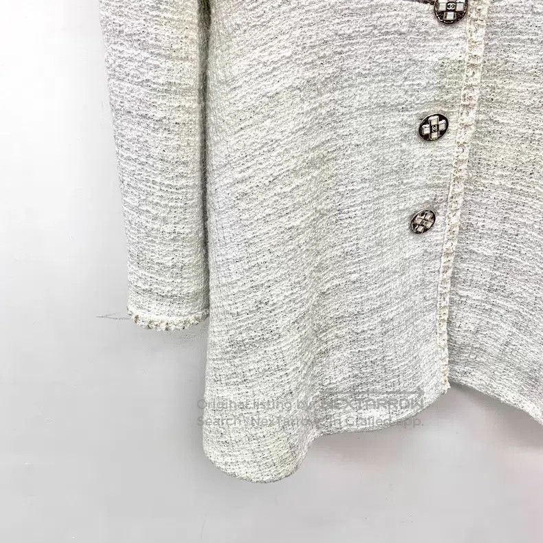 Chanel Chanel White cotton round-neck single-breasted long-sleeve Size XS / US 0-2 / IT 36-38 - 4 Thumbnail