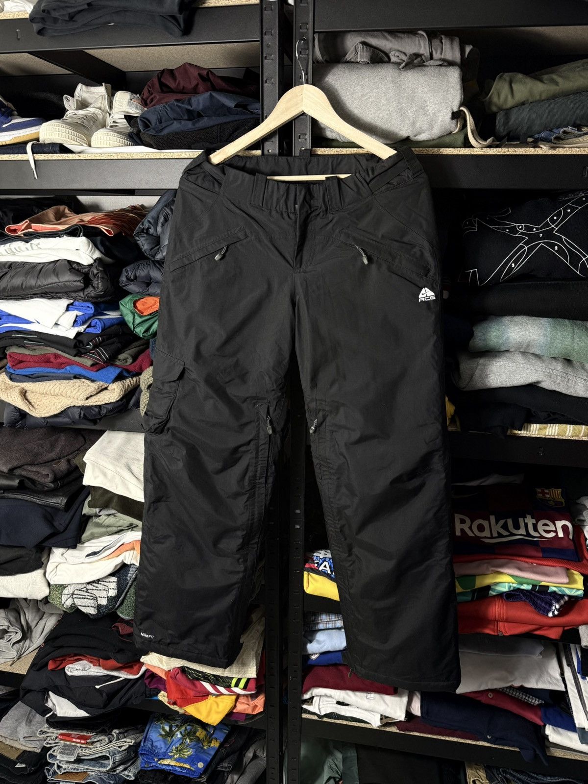 Nike ACG Nike ACG Vintage Insulated Pants Outdoor Hiking Ski Thermal Size US 30 / EU 46 - 1 Thumbnail