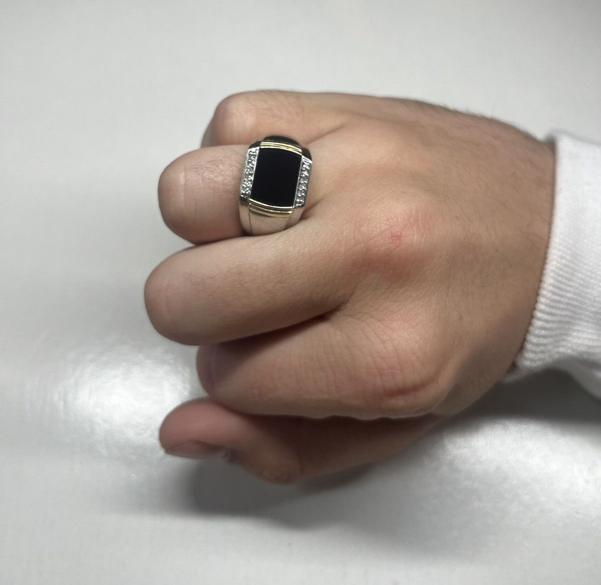 Jewelry Vintage .925 Sterling Silver Black Onyx Stone Ring Size ONE SIZE - 8 Thumbnail