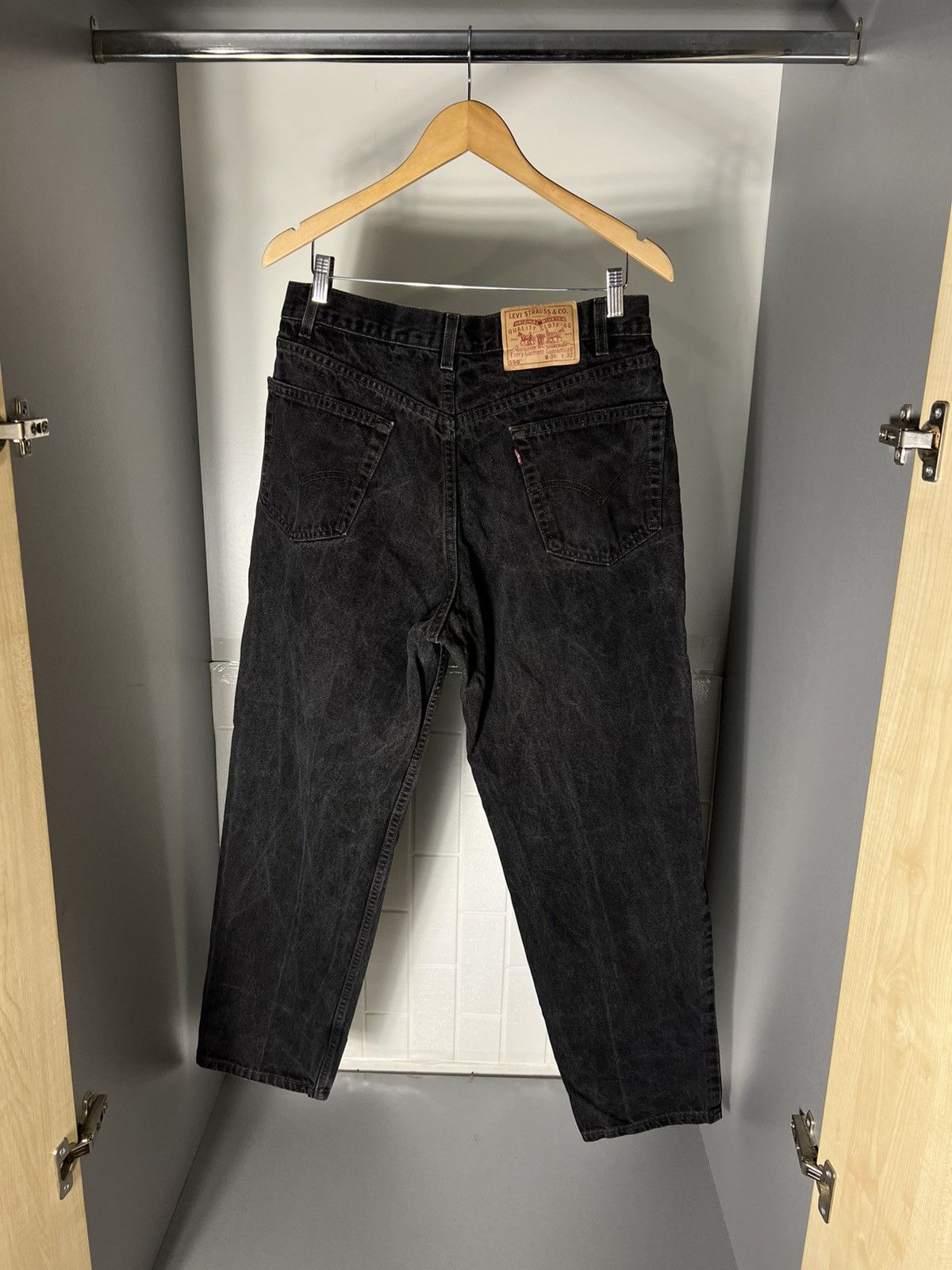 Levi's Vintage Clothing VINTAGE LEVIS 550 MADE IN USA DENIM JEANS RETRO CASUAL 90s Size US 36 / EU 52 - 1 Thumbnail