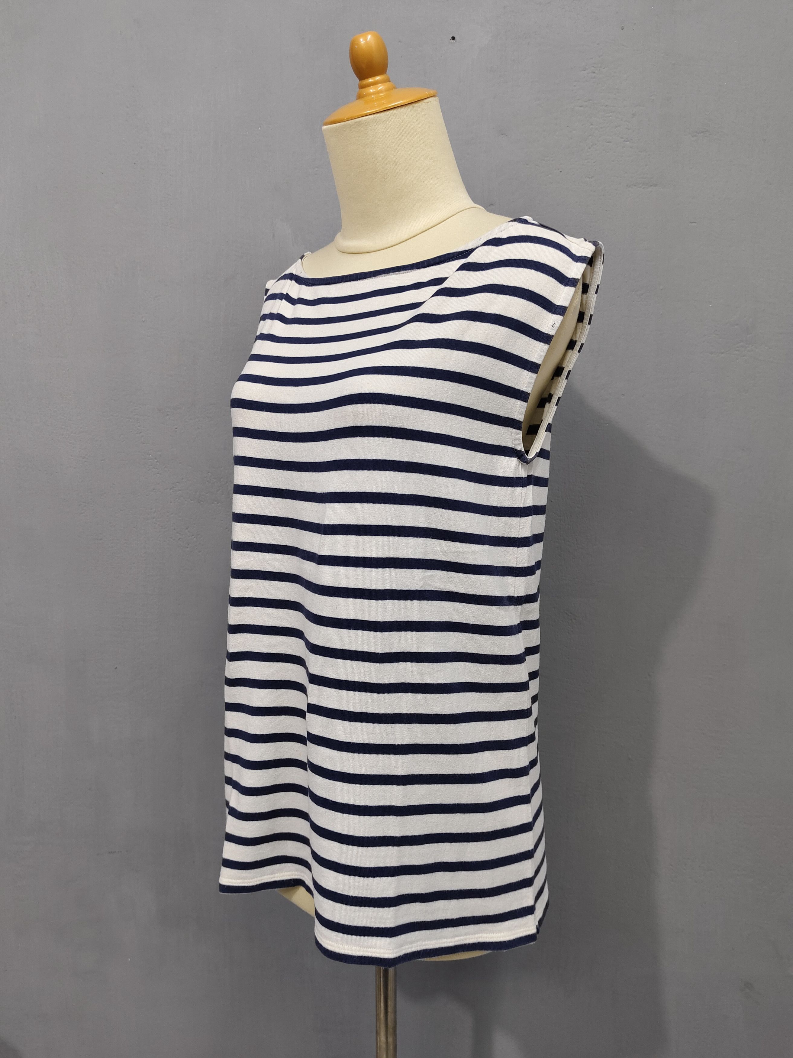 Saint Laurent Paris Saint Laurent- Classic Nautical Breton Stripe Sleveeless Top Size L / US 10 / IT 46 - 3 Thumbnail