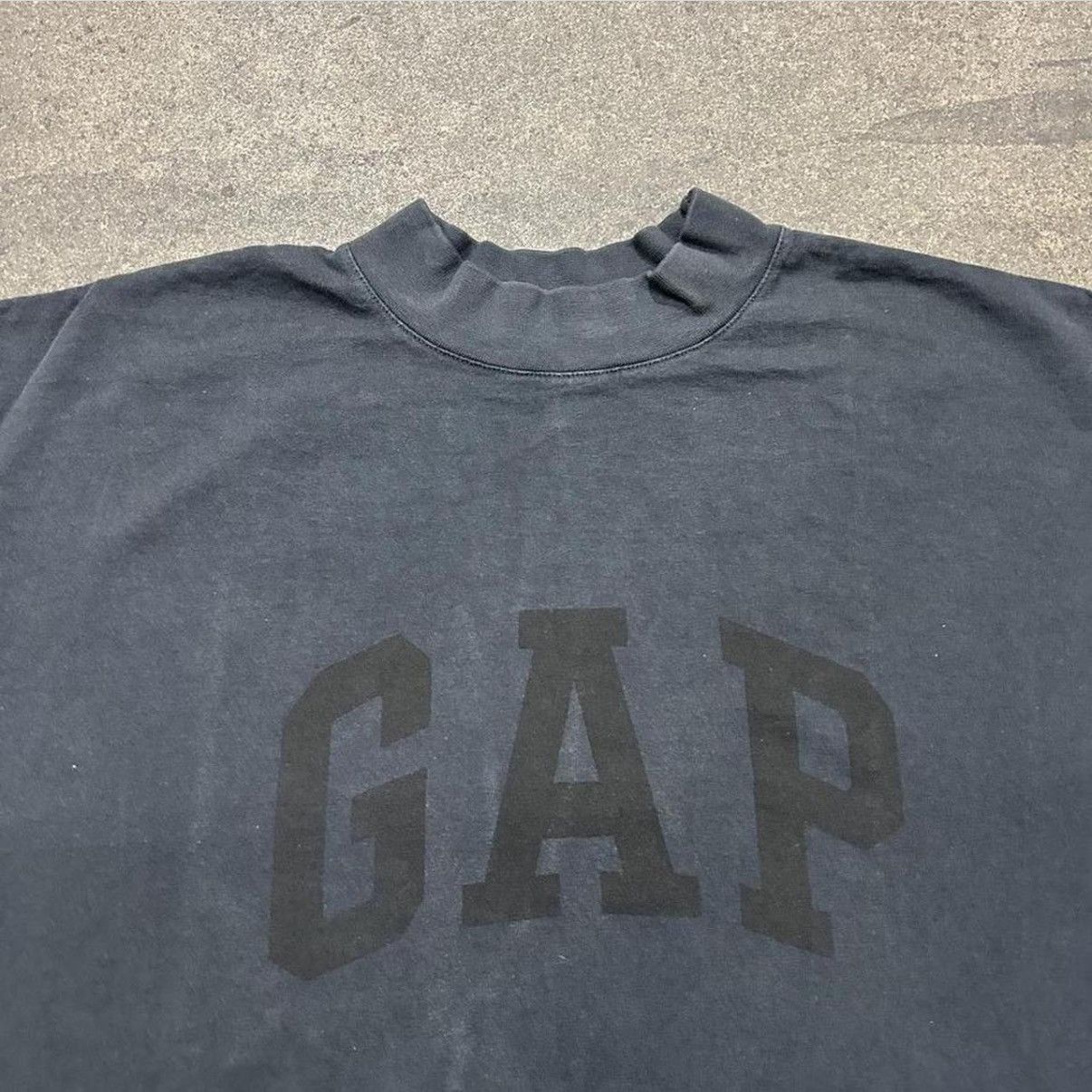 Balenciaga × Gap × Yeezy YGEBB Black Dove Print Long Sleeve Size US M / EU 48-50 / 2 - 2 Thumbnail