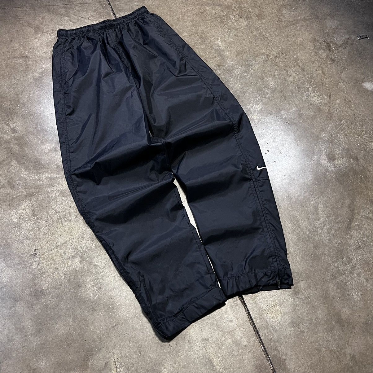 Vintage Vintage Y2K Nike Windbreaker Sweatpants Mini Swoosh Drill Size US 26 / EU 42 - 2 Thumbnail