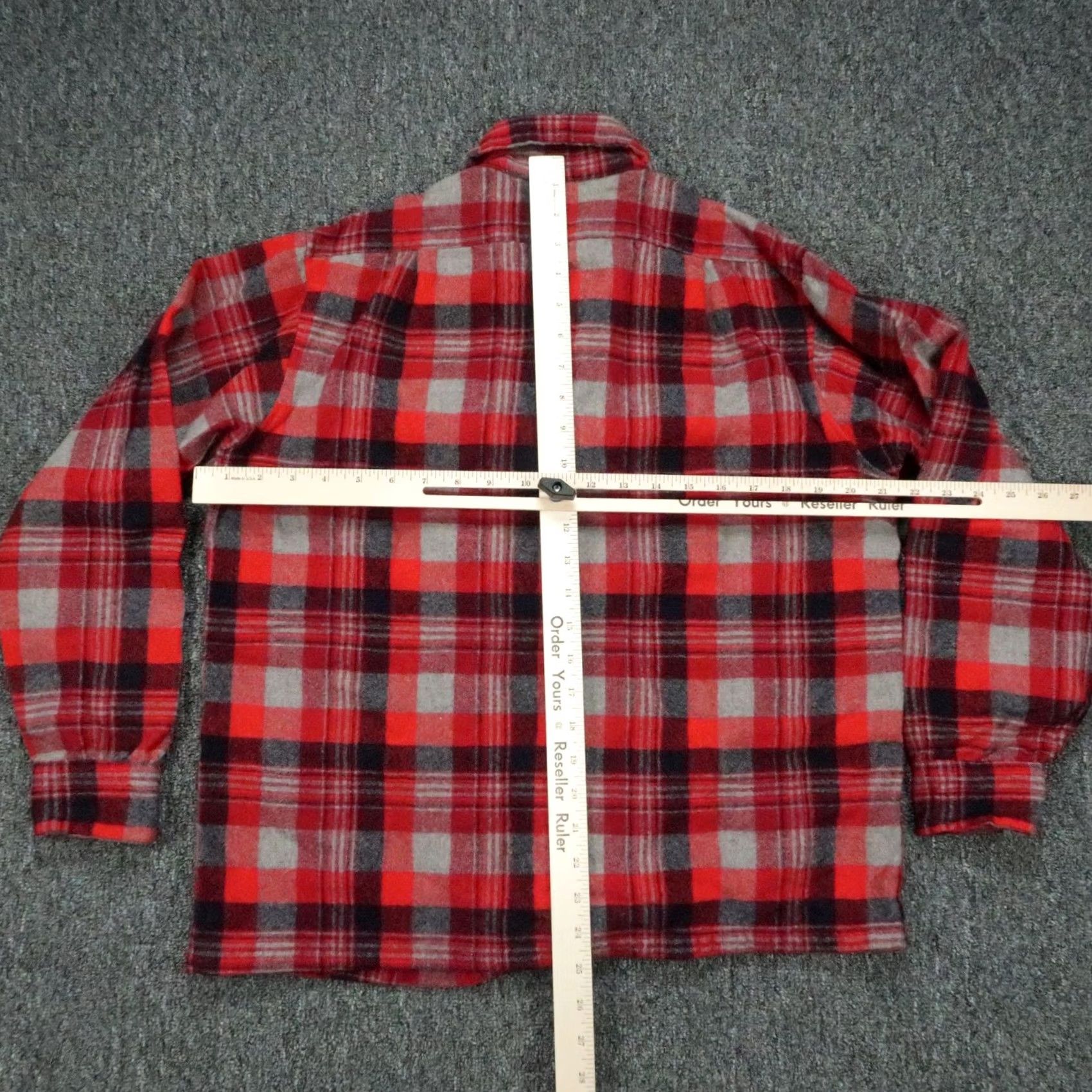 Pendleton VINTAGE Pendleton Shirt Mens Medium Red Plaid Flannel Long Sleeve Wool USA Size US M / EU 48-50 / 2 - 7 Thumbnail