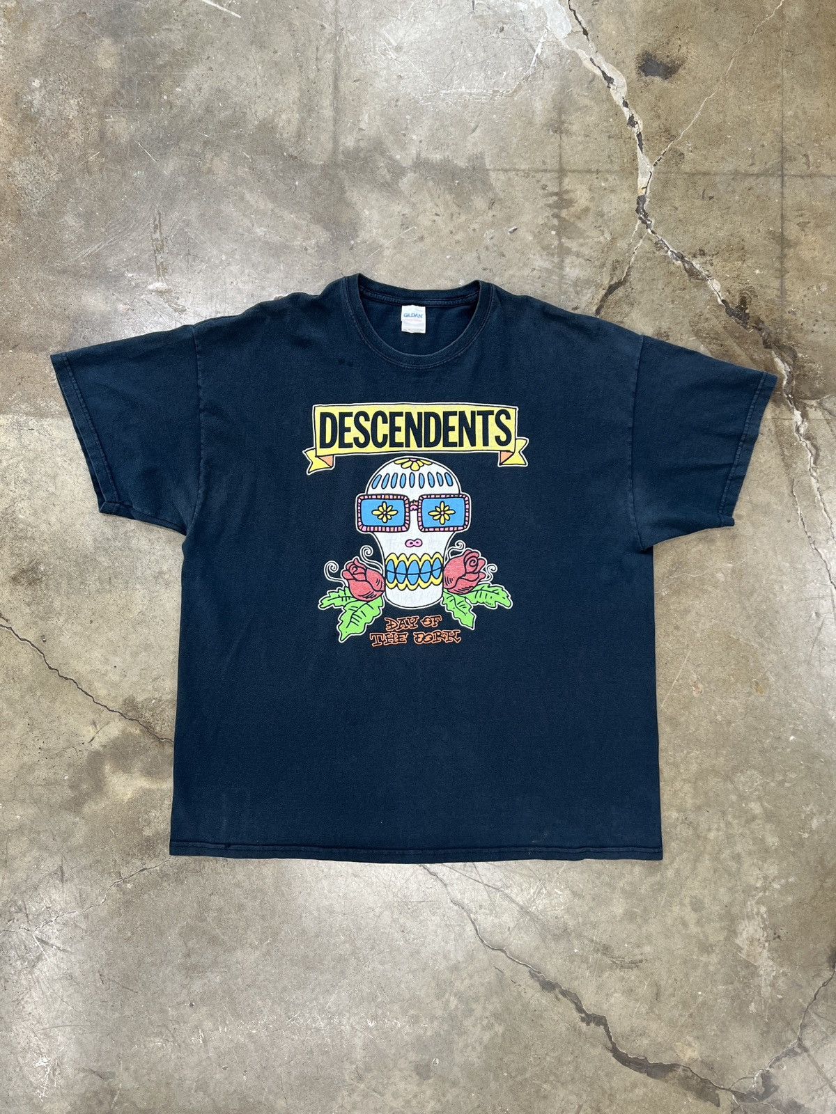 Band Tees × Vintage Vintage Descendents Band Tee 2XL Size US XXL / EU 58 / 5 - 2 Thumbnail